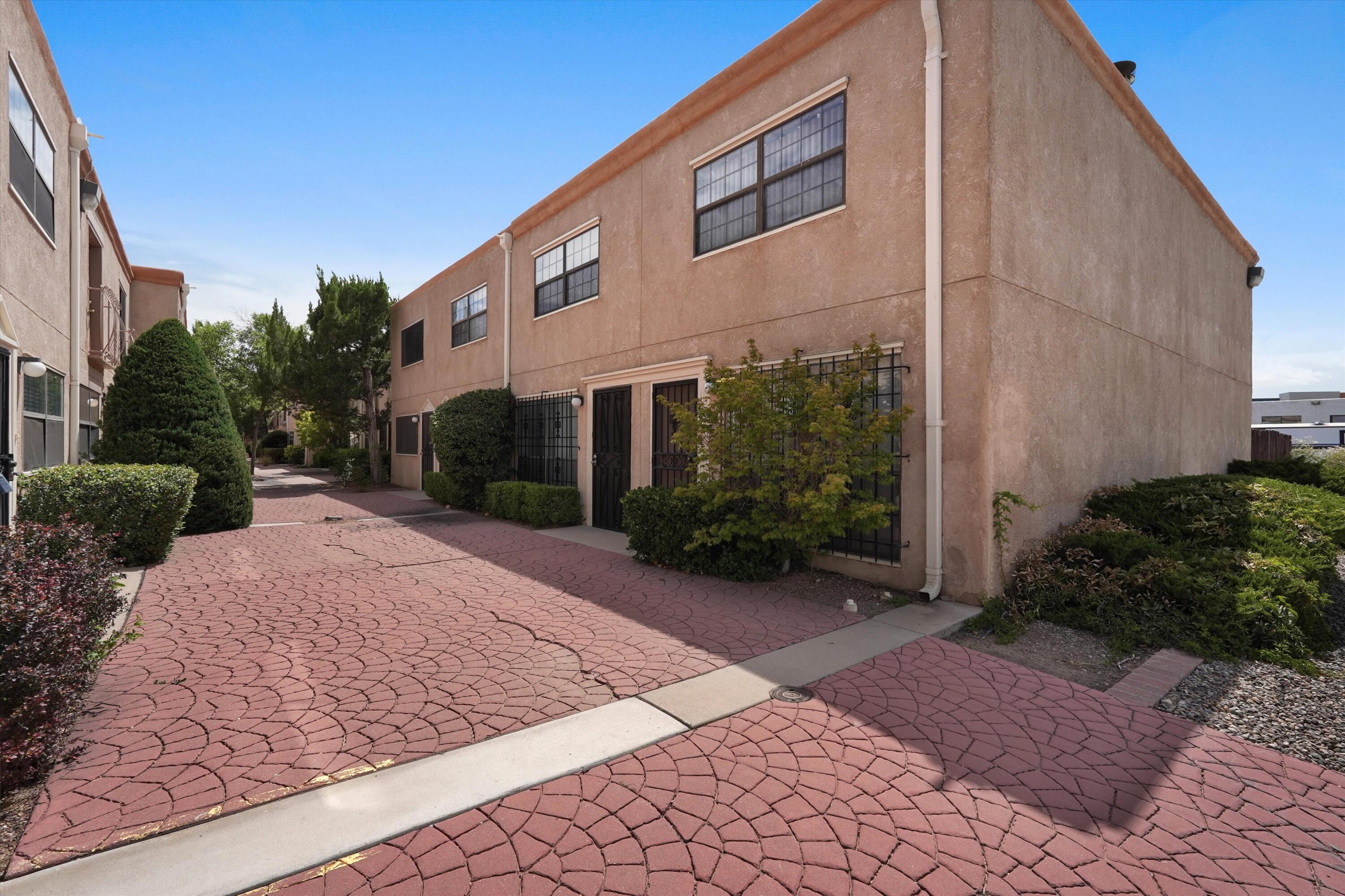 6041 Sequoia Road NW D14