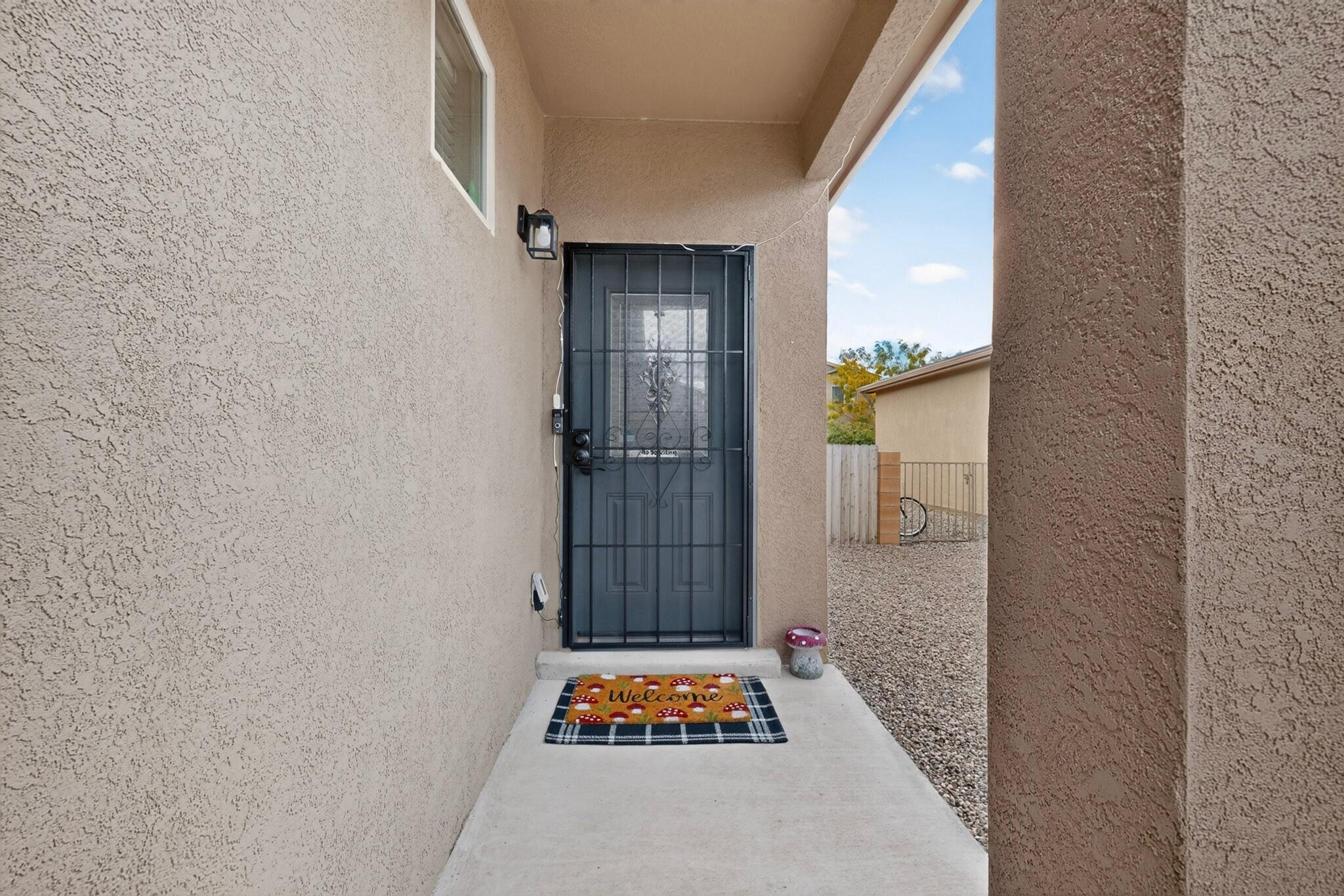 1515 Desert Paintbrush Loop NE