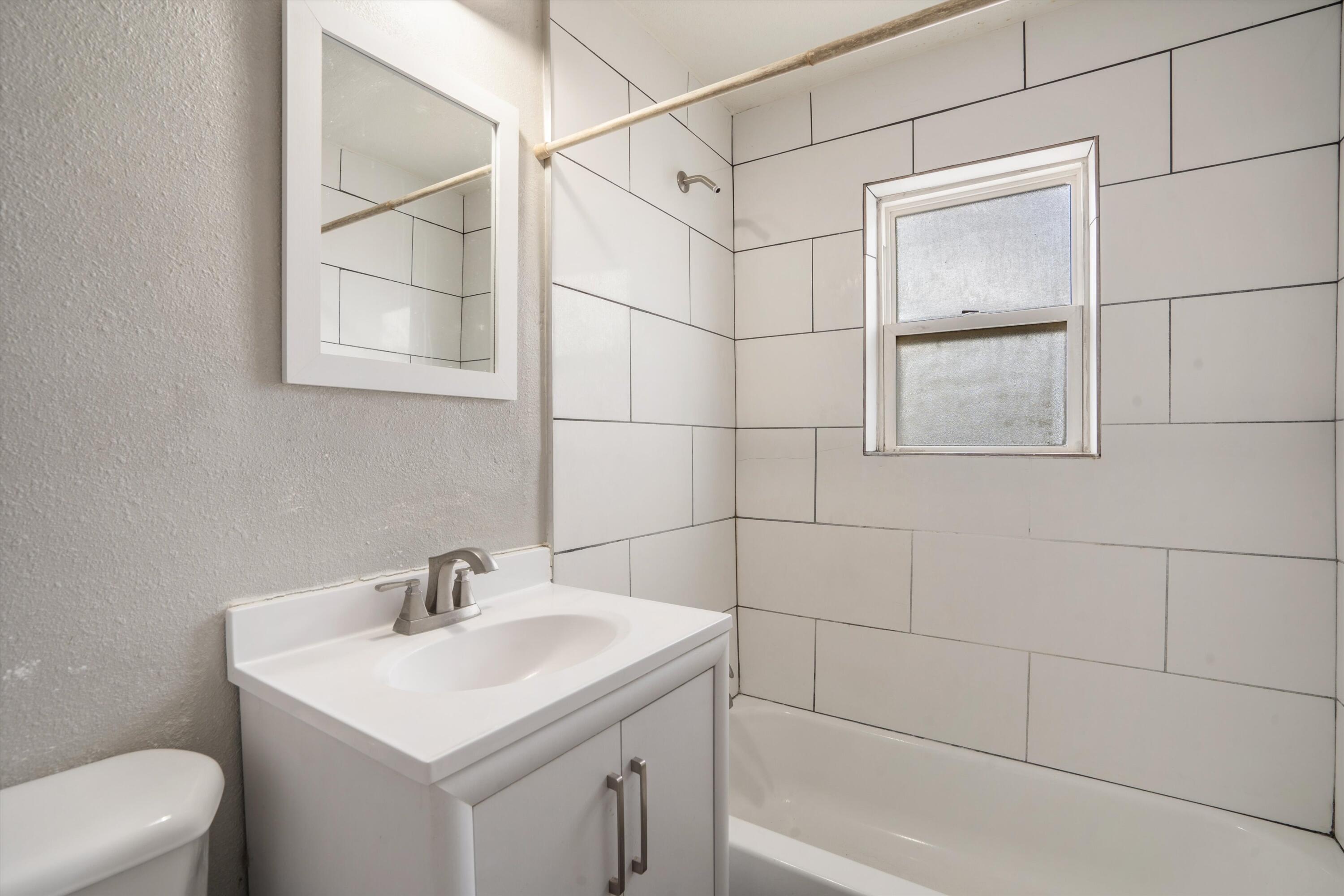 222 Headingly Avenue, Albuquerque, New Mexico image 8