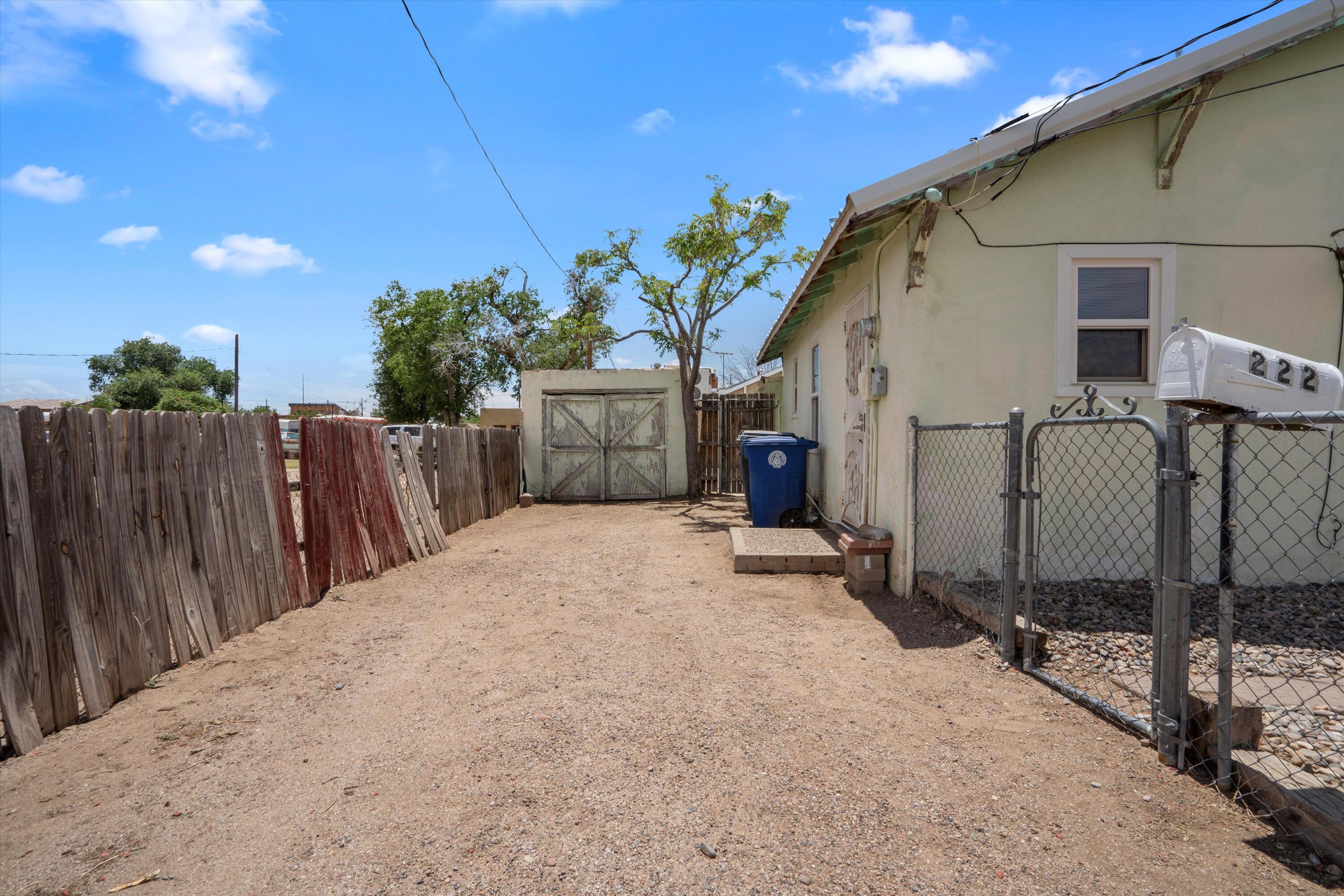 222 Headingly Avenue, Albuquerque, New Mexico image 18