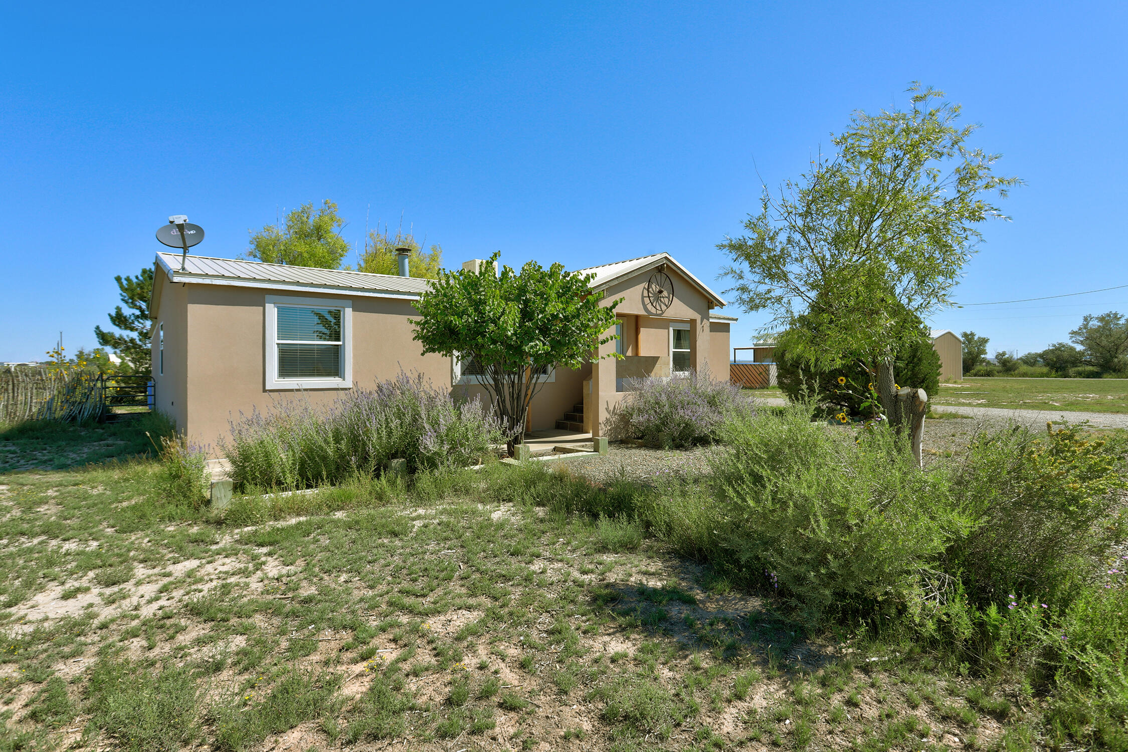 3 Berrendo Road, Moriarty, New Mexico image 2