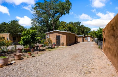 Homes For Sale - 7703 Guadalupe Trail<br/> Los Ranchos, NM 87107