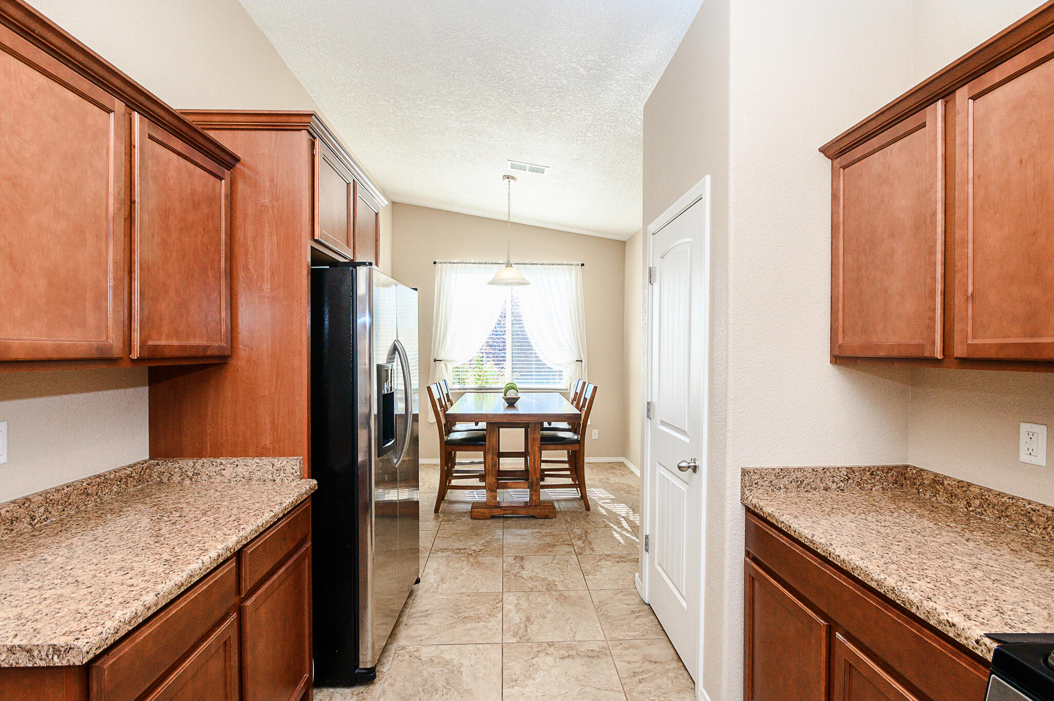 8619 Groundsel Road NW