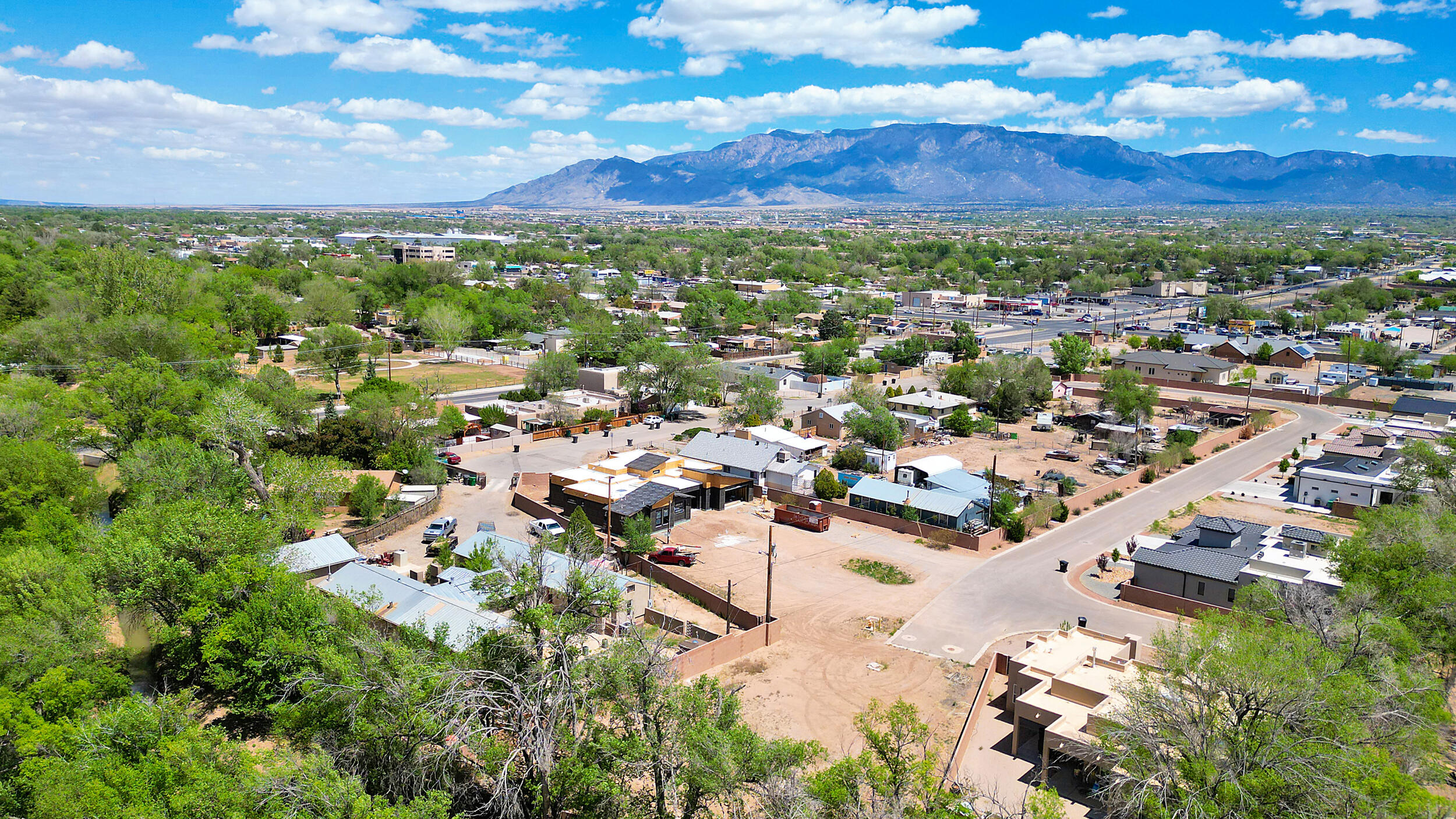 251 Valle Encantado Drive, Albuquerque, New Mexico image 7