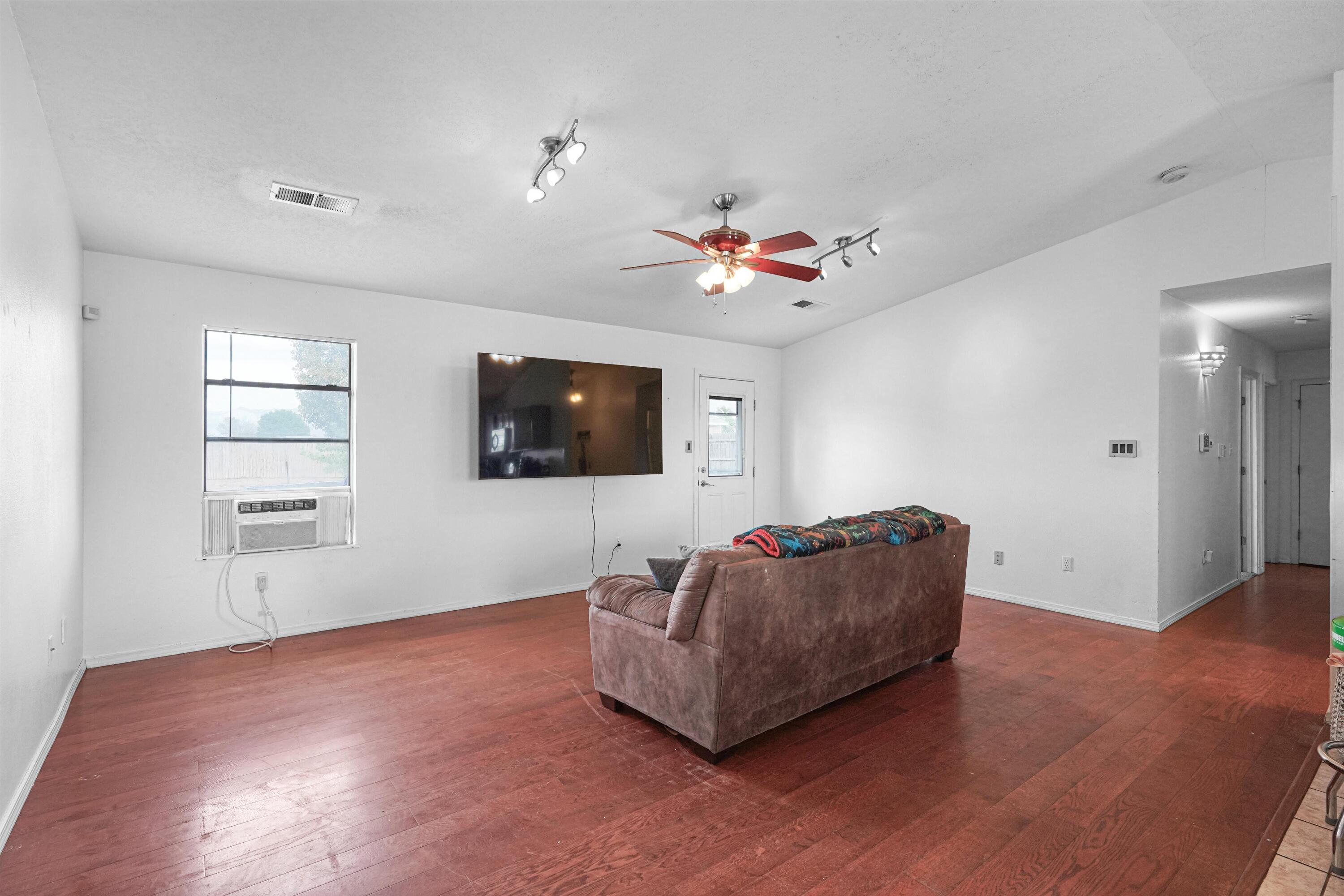 432 Mohawk Street SW