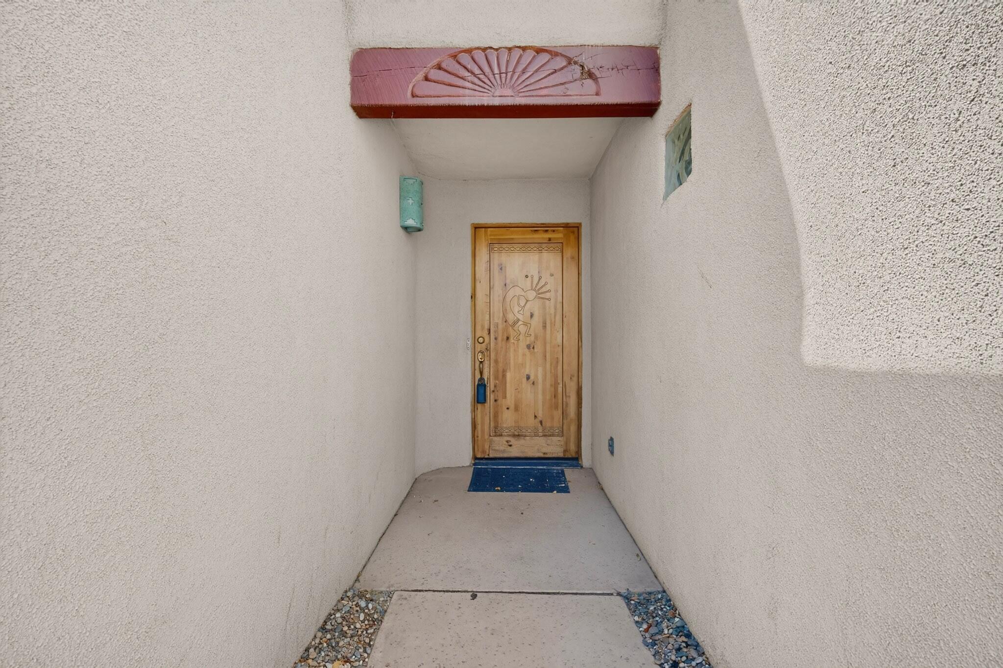 531 Via Patria SW