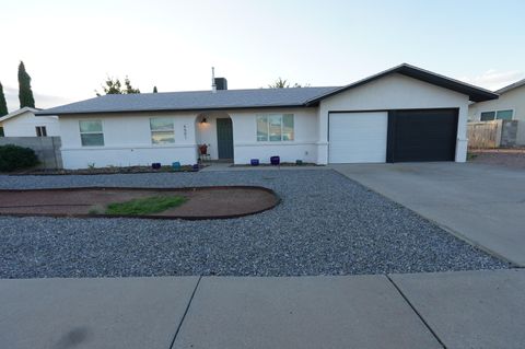 Photo of 6501 DUNGAN Street NE, Albuquerque, NM 87109 (MLS # 1092190)