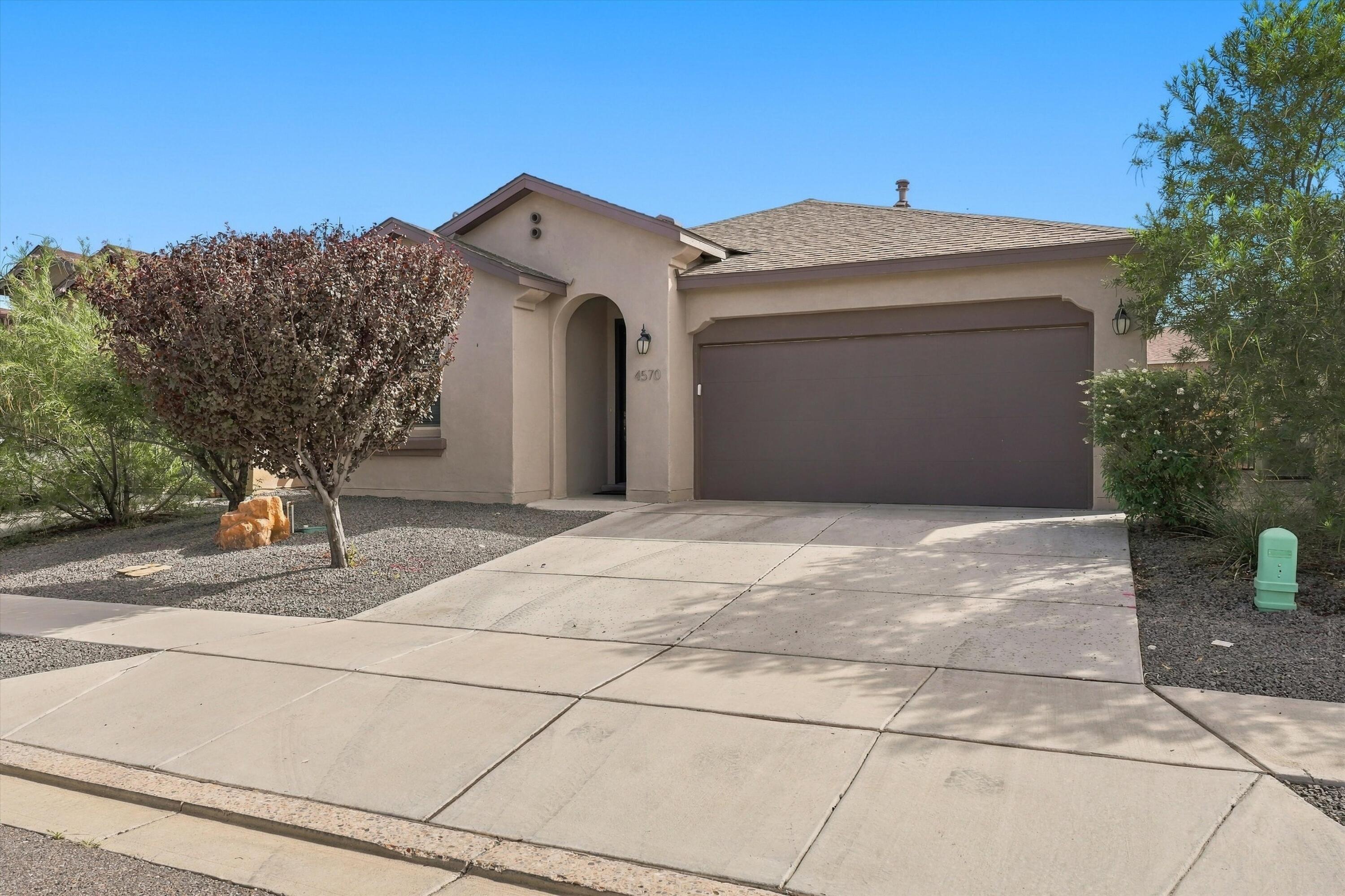 4570 Golden Eagle Loop NE