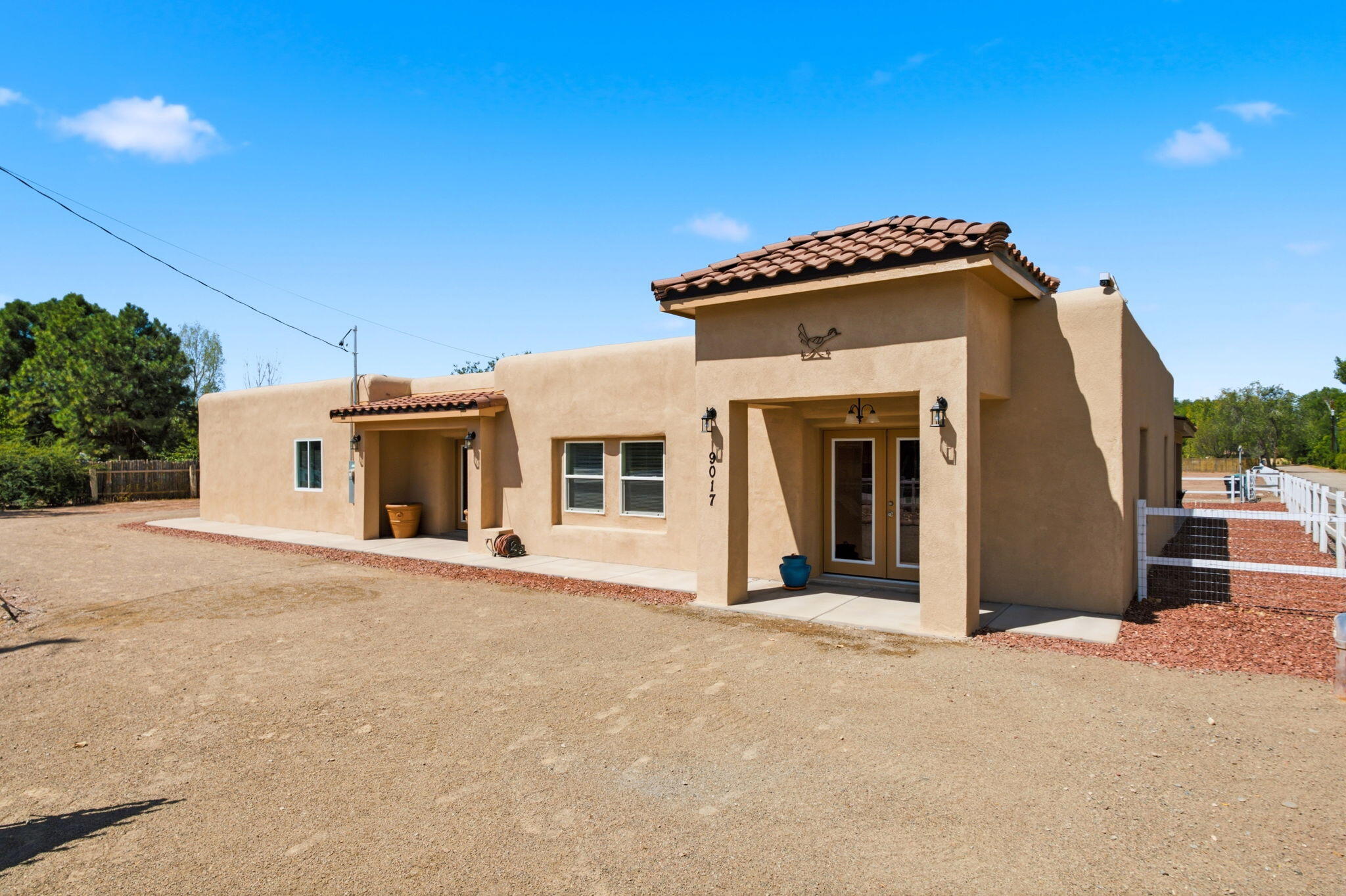 9017 Guadalupe Trail NW
