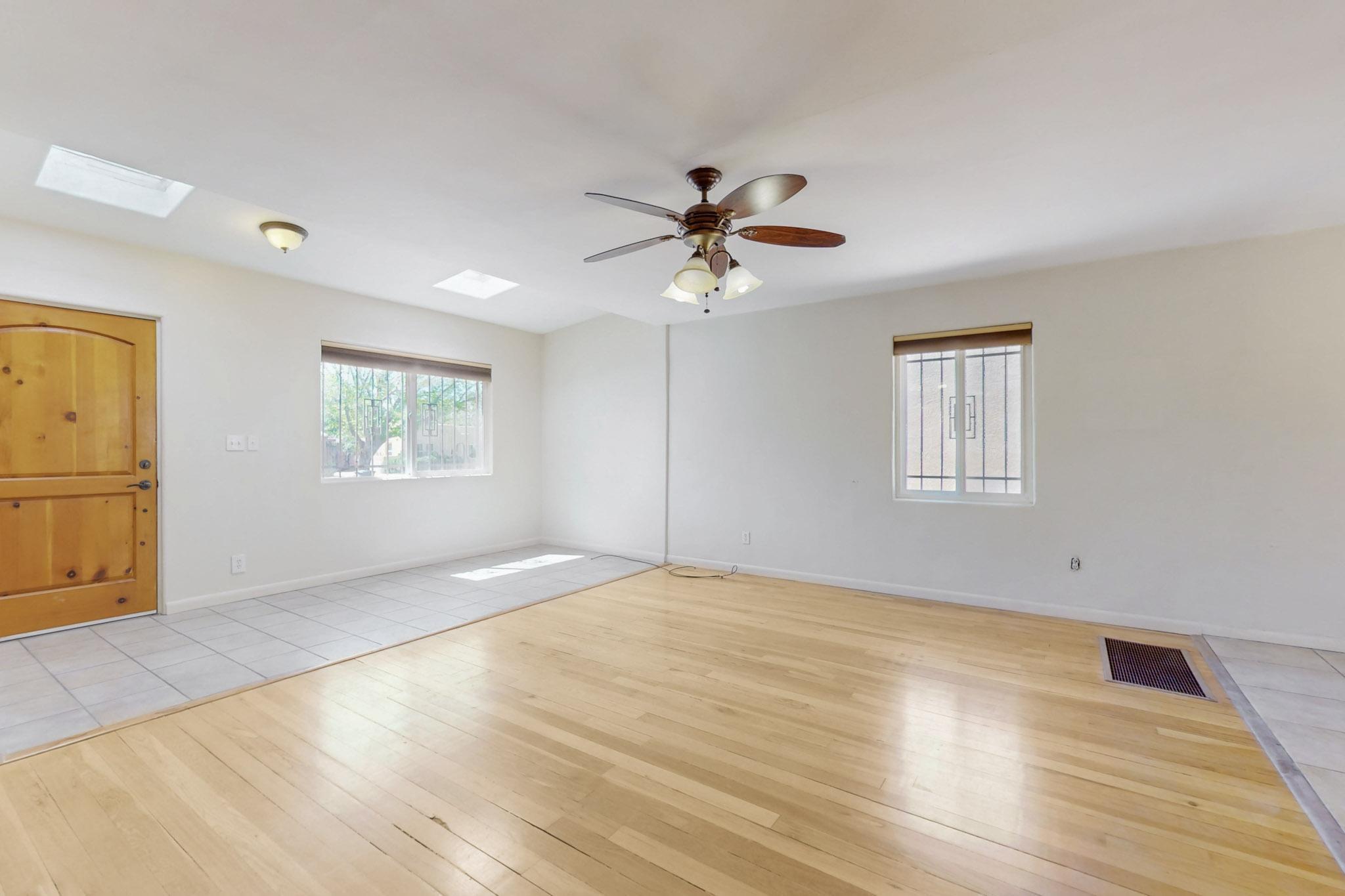 332 Solano Drive, Albuquerque, New Mexico image 7