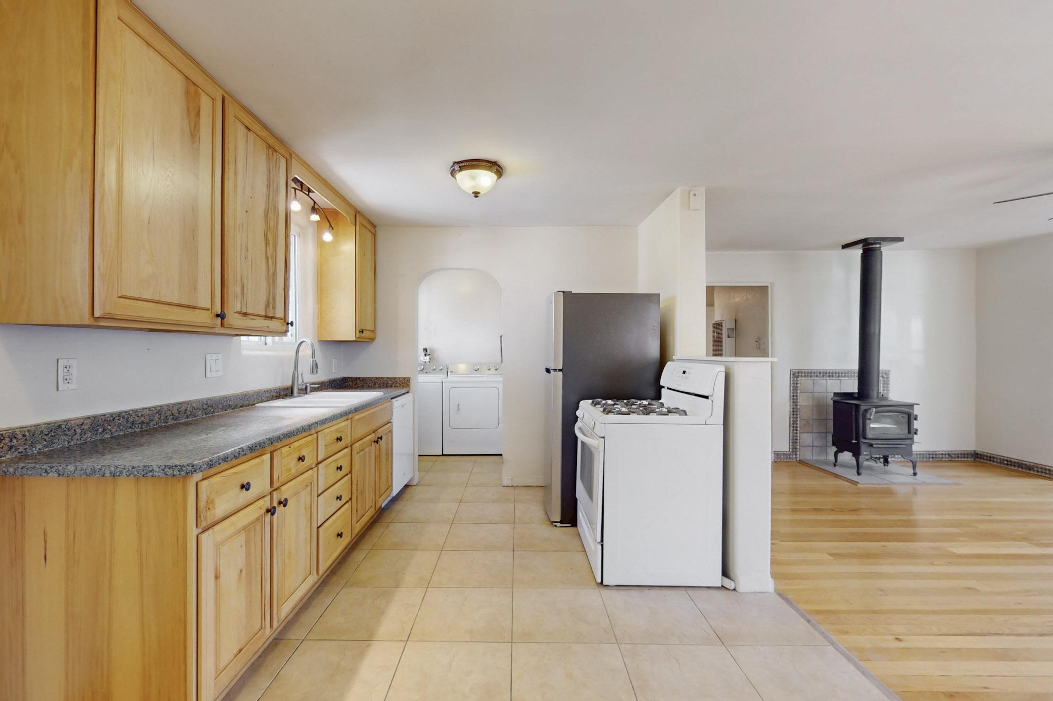 332 Solano Drive, Albuquerque, New Mexico image 13