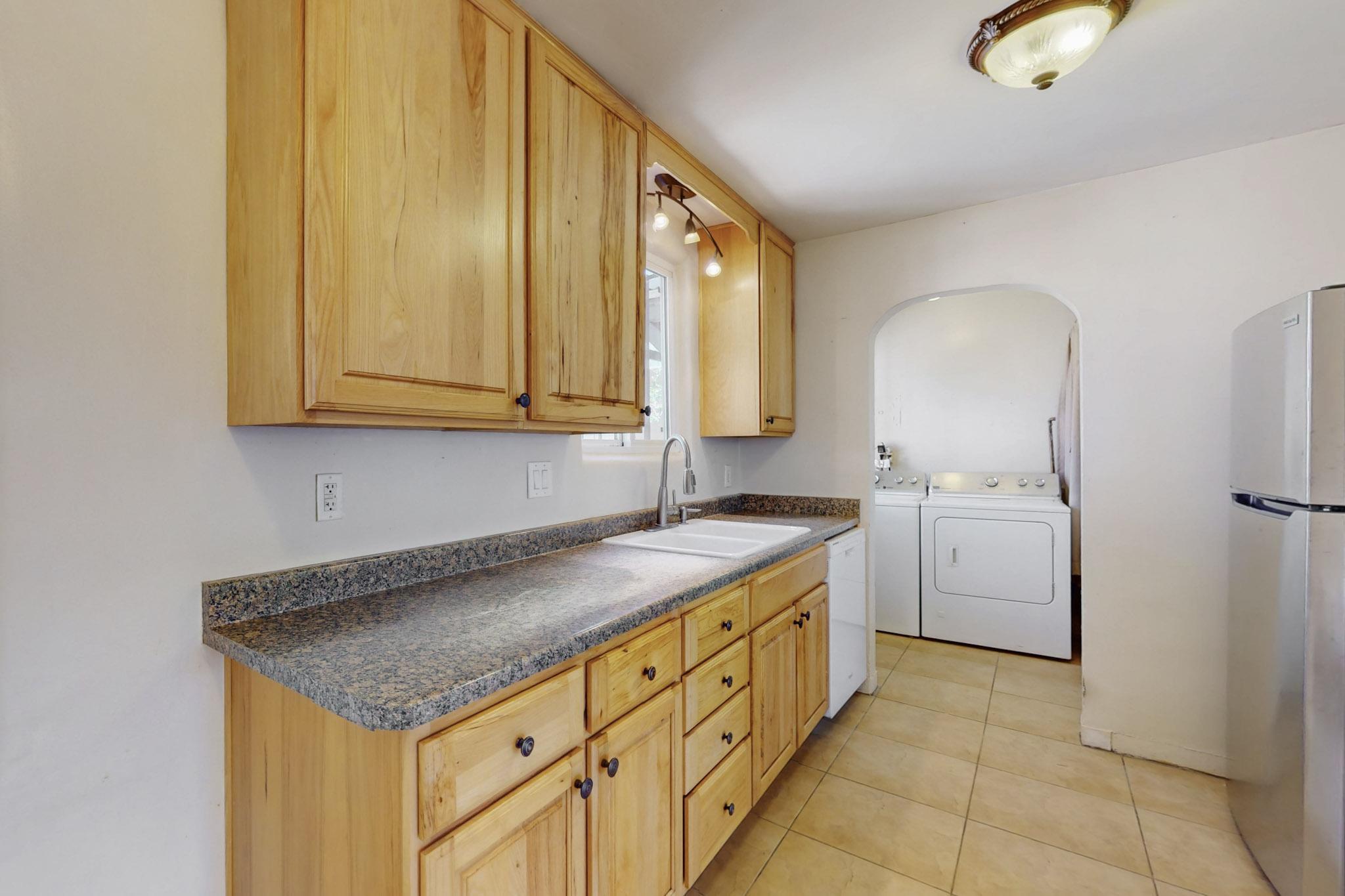 332 Solano Drive, Albuquerque, New Mexico image 15