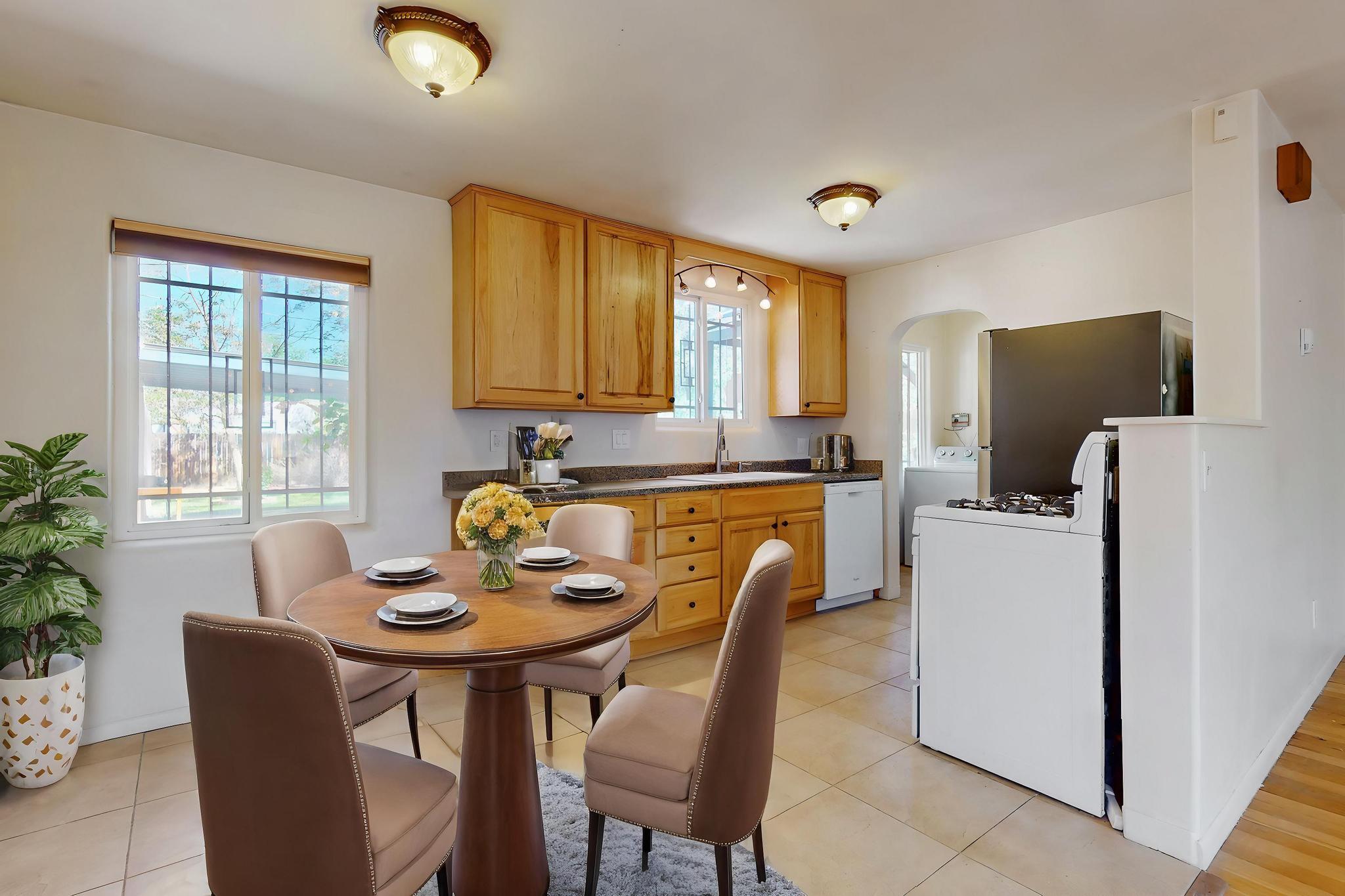 332 Solano Drive, Albuquerque, New Mexico image 12