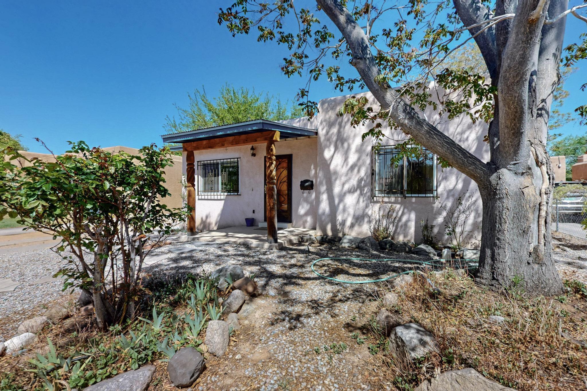 332 Solano Drive, Albuquerque, New Mexico image 2