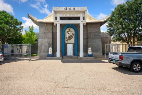 Photo of 427 Adams Street SE, Albuquerque, NM 87108 (MLS # 1111579)