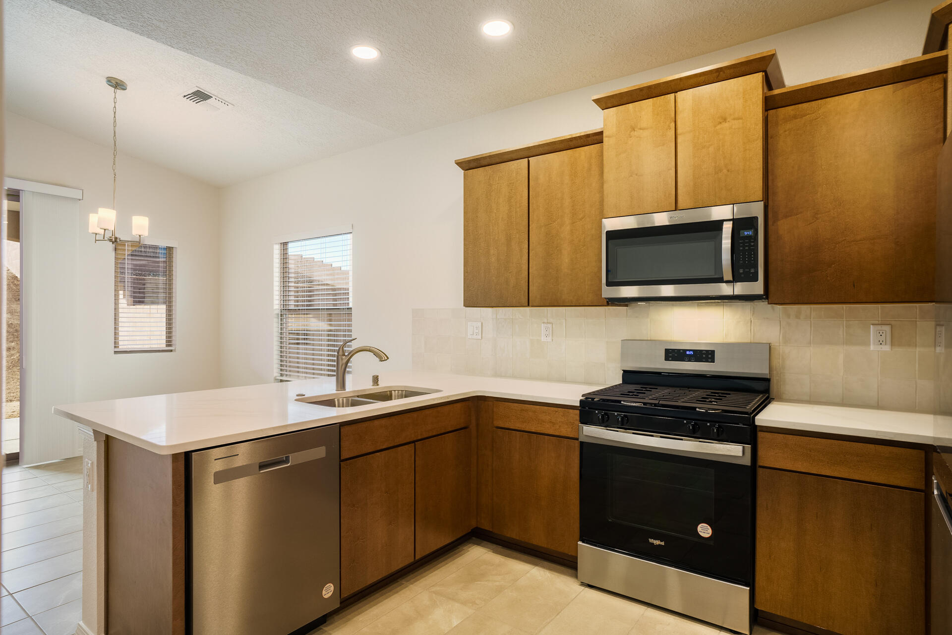 1577 Valle De Colores Road, Los Lunas, New Mexico image 13