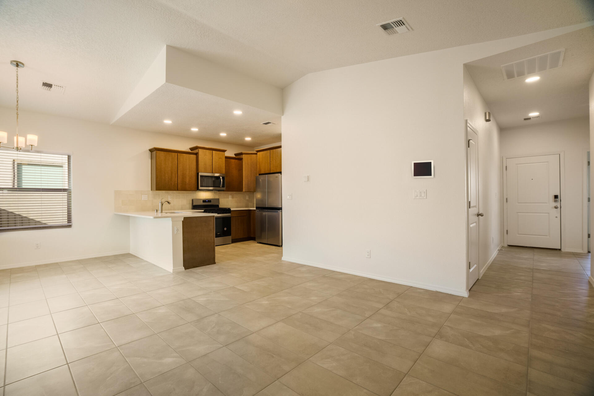 1577 Valle De Colores Road, Los Lunas, New Mexico image 9