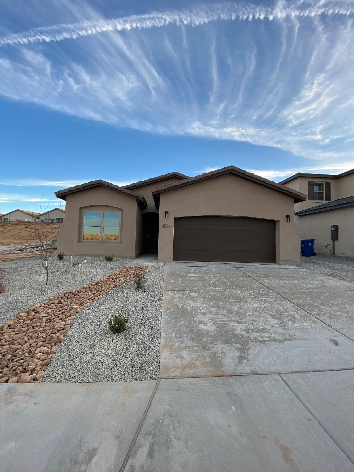 1577 Valle De Colores Road, Los Lunas, New Mexico image 2