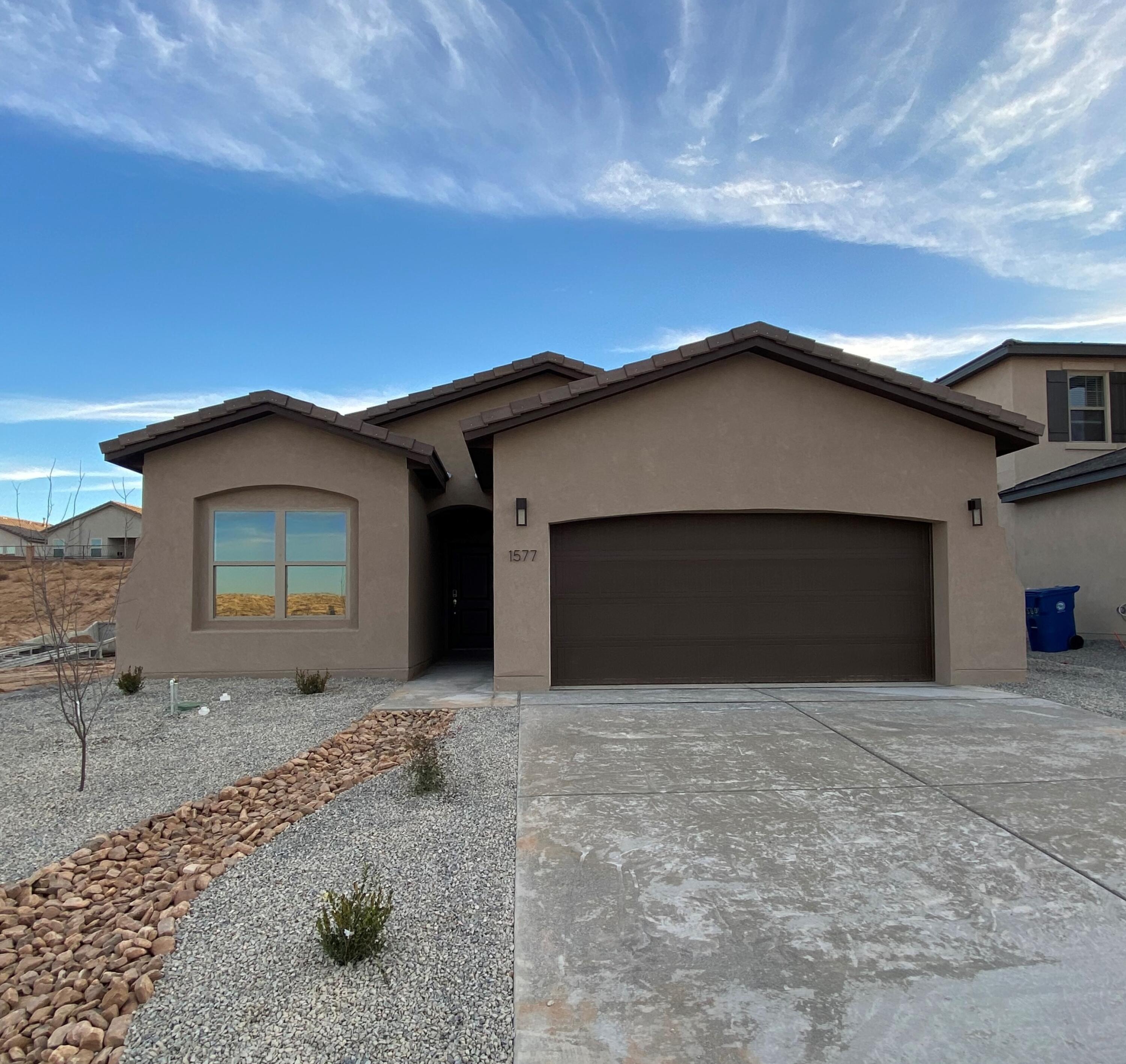 1577 Valle De Colores Road, Los Lunas, New Mexico image 1