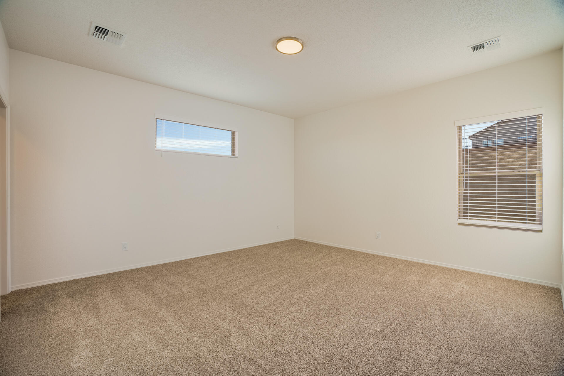 1577 Valle De Colores Road, Los Lunas, New Mexico image 18