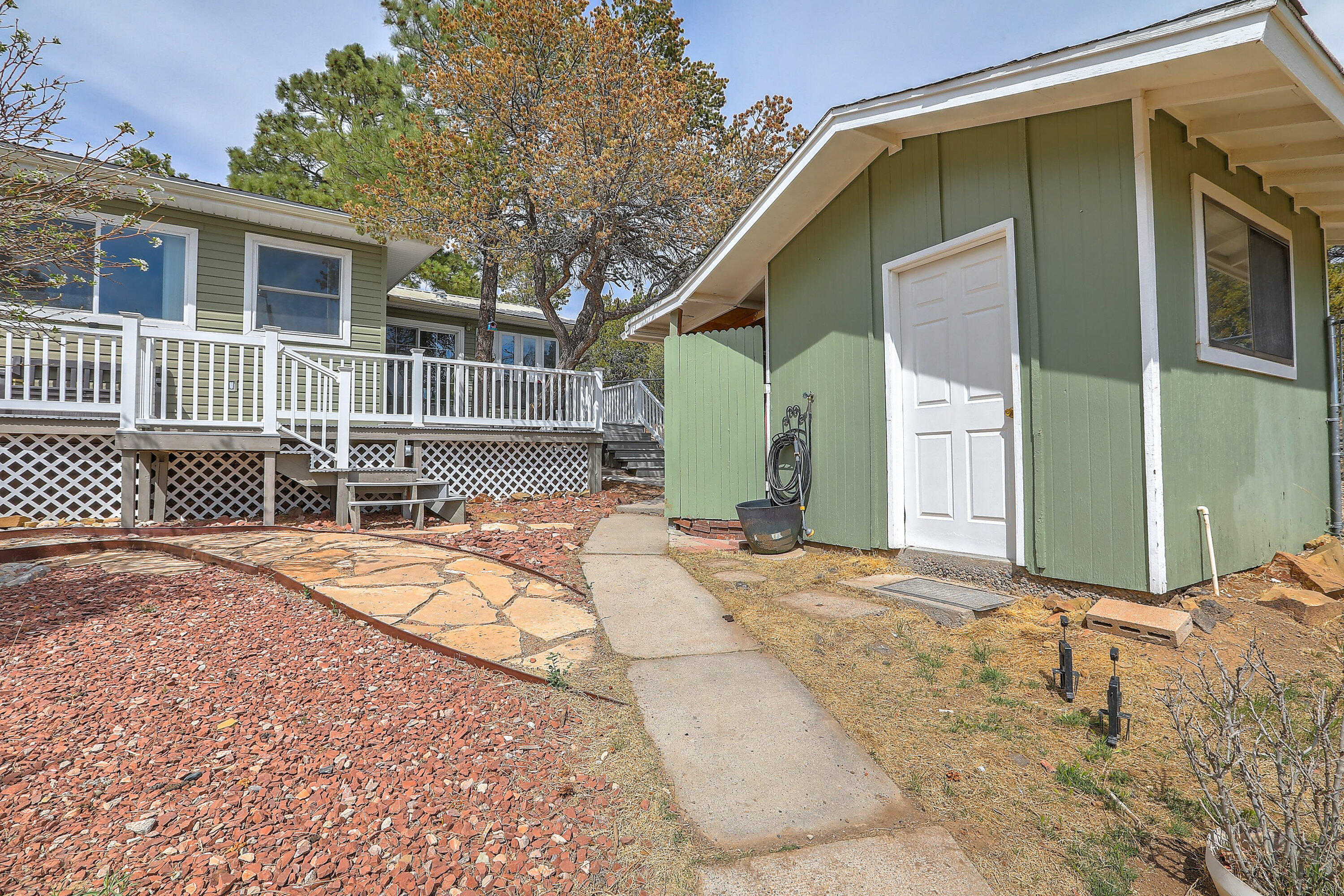 115 Matterhorn Drive, Cedar Crest, New Mexico image 41
