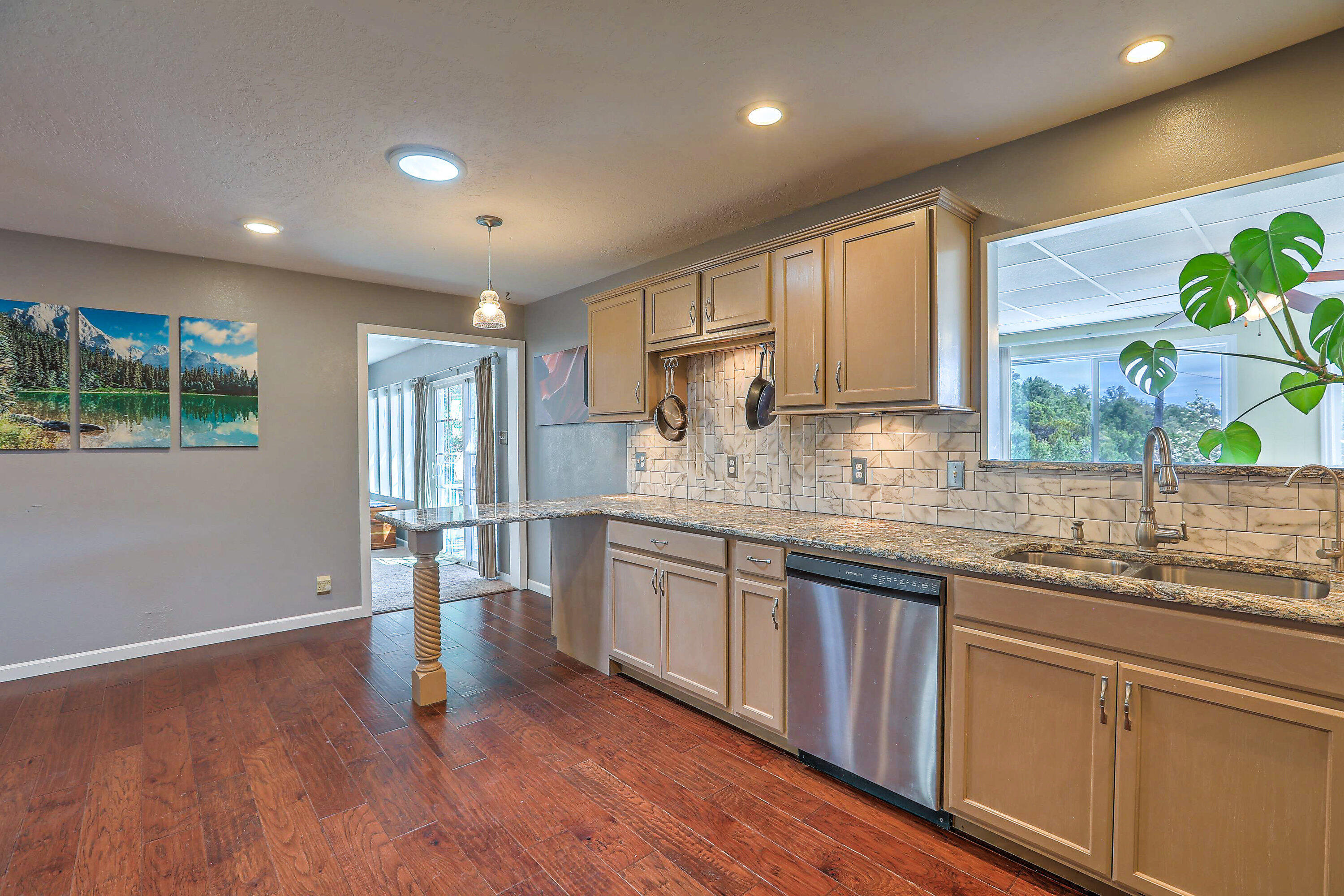 115 Matterhorn Drive, Cedar Crest, New Mexico image 7
