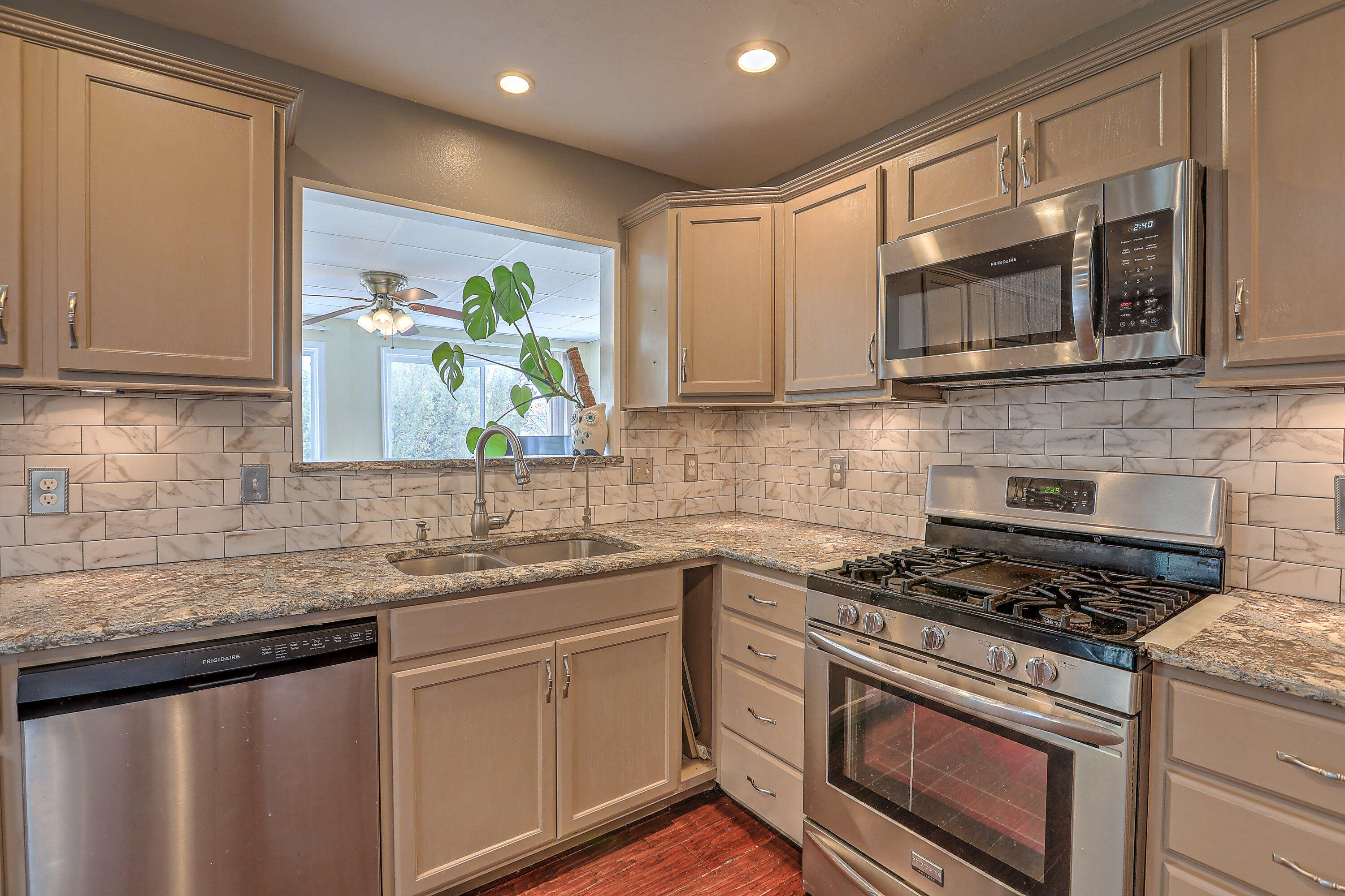 115 Matterhorn Drive, Cedar Crest, New Mexico image 6