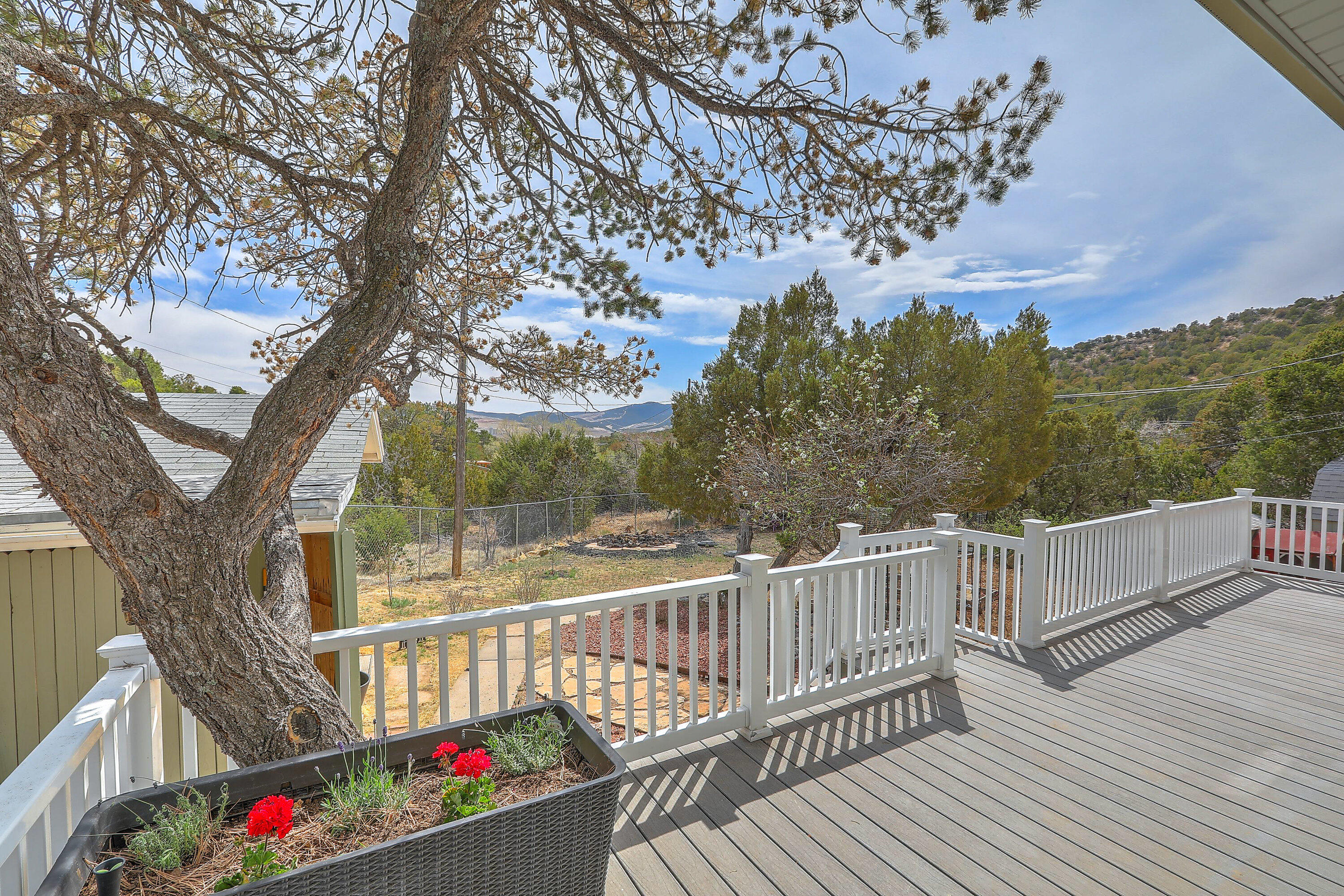 115 Matterhorn Drive, Cedar Crest, New Mexico image 36