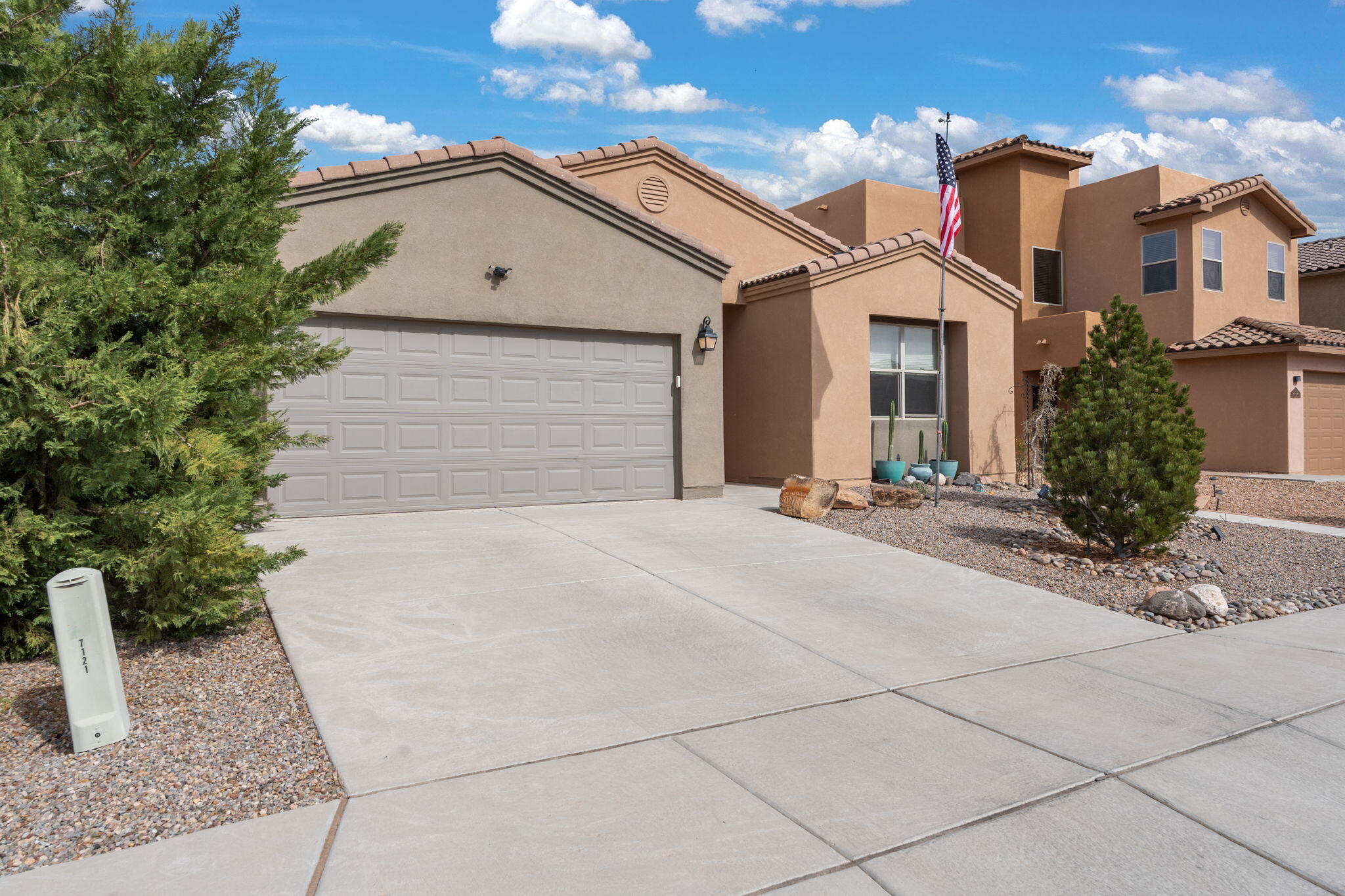 7125 Napoleon Road NE