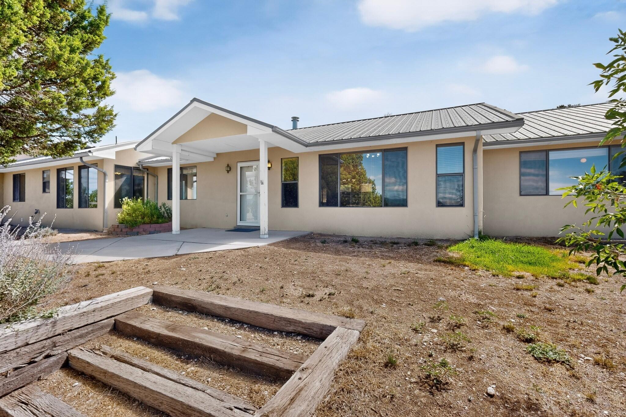 51 Crestview Road