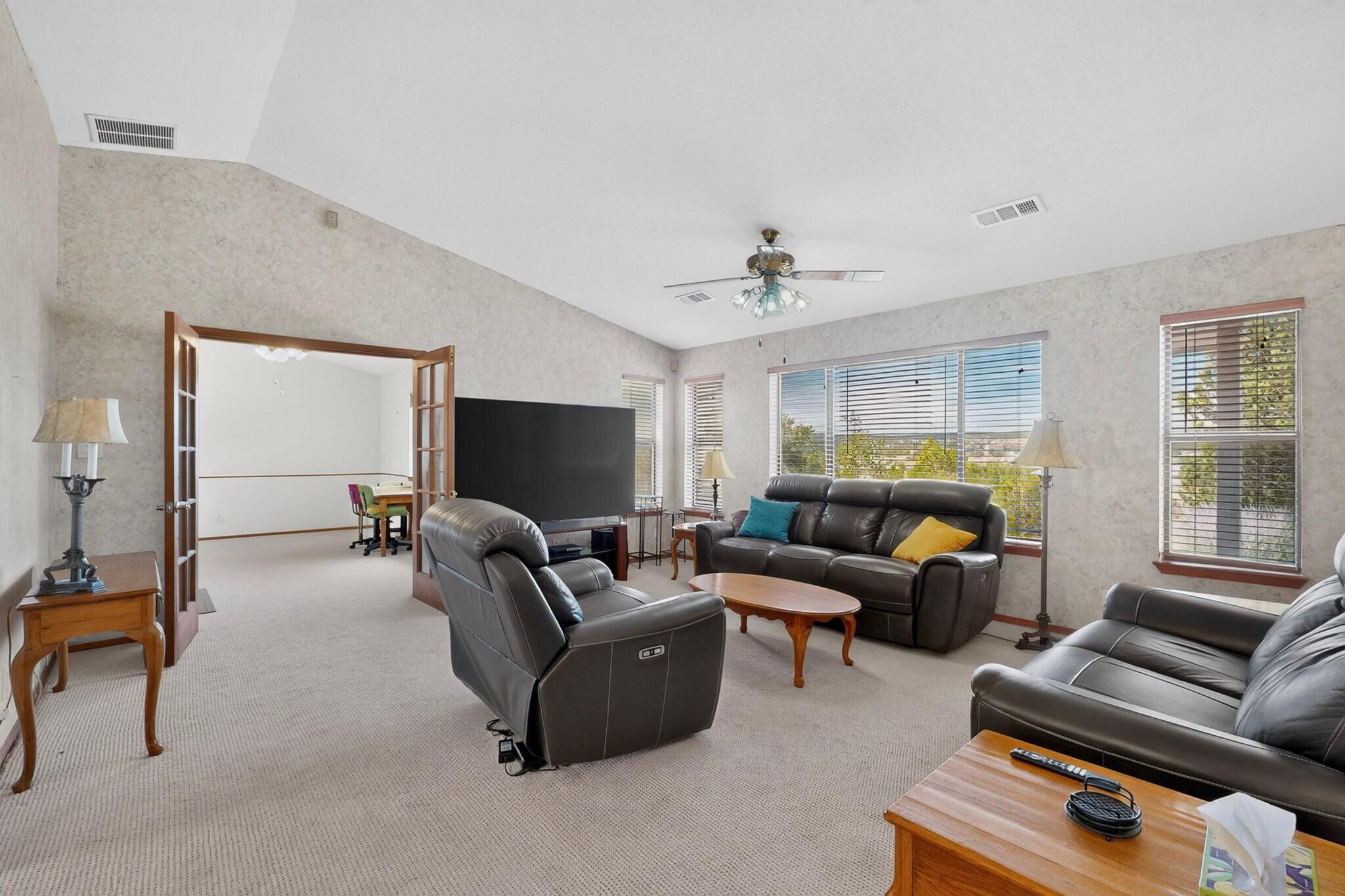 51 Crestview Road