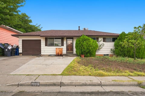Photo of 10516 Lexington Avenue NE, Albuquerque, NM 87112 (MLS # 1111059)