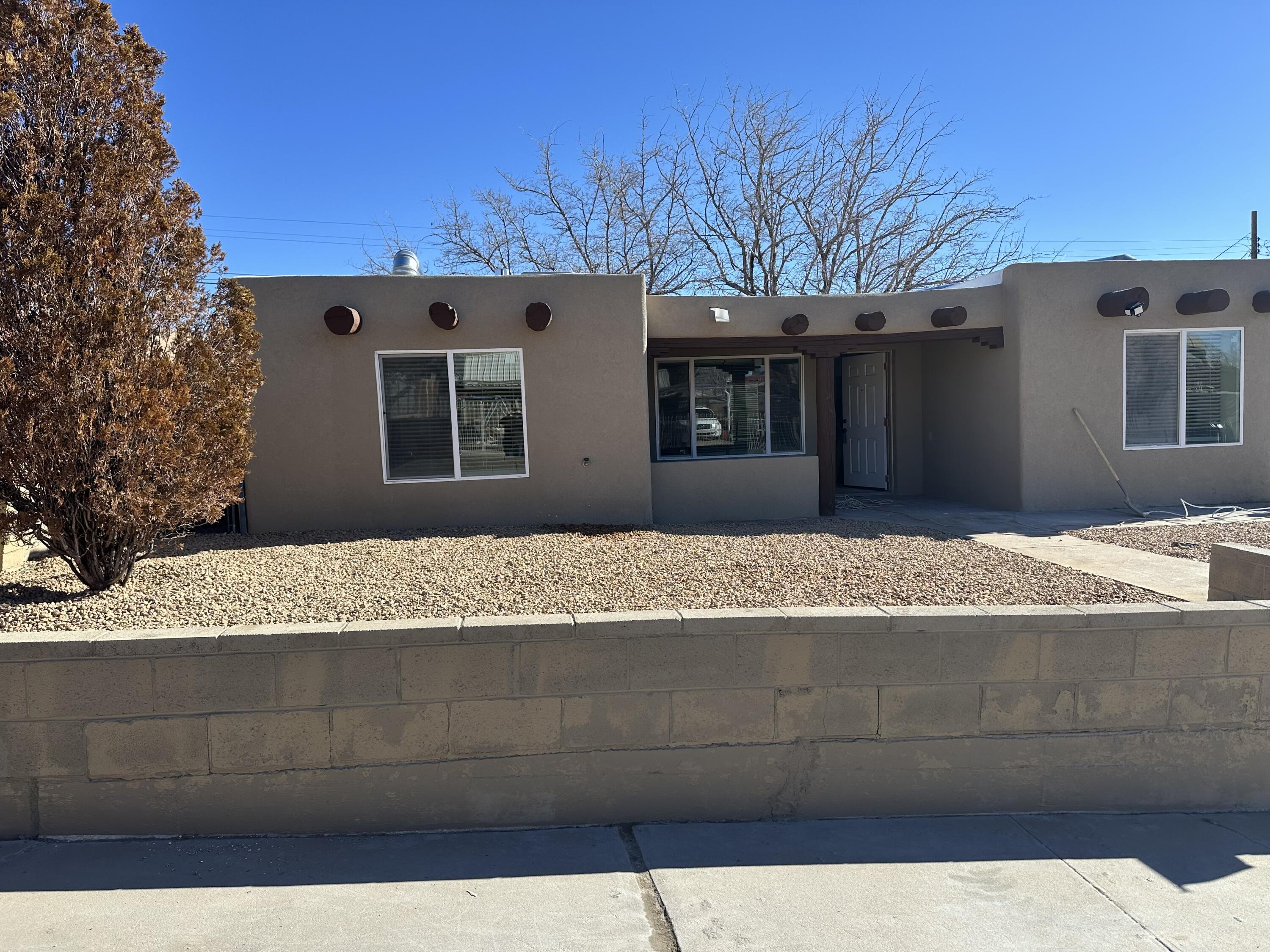 232 55th Street, Albuquerque, New Mexico image 2