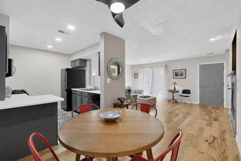 Condo For Sale - 4701 Morris Street #APT 402<br/> Bernalillo County, Albuquerque, NM 87111