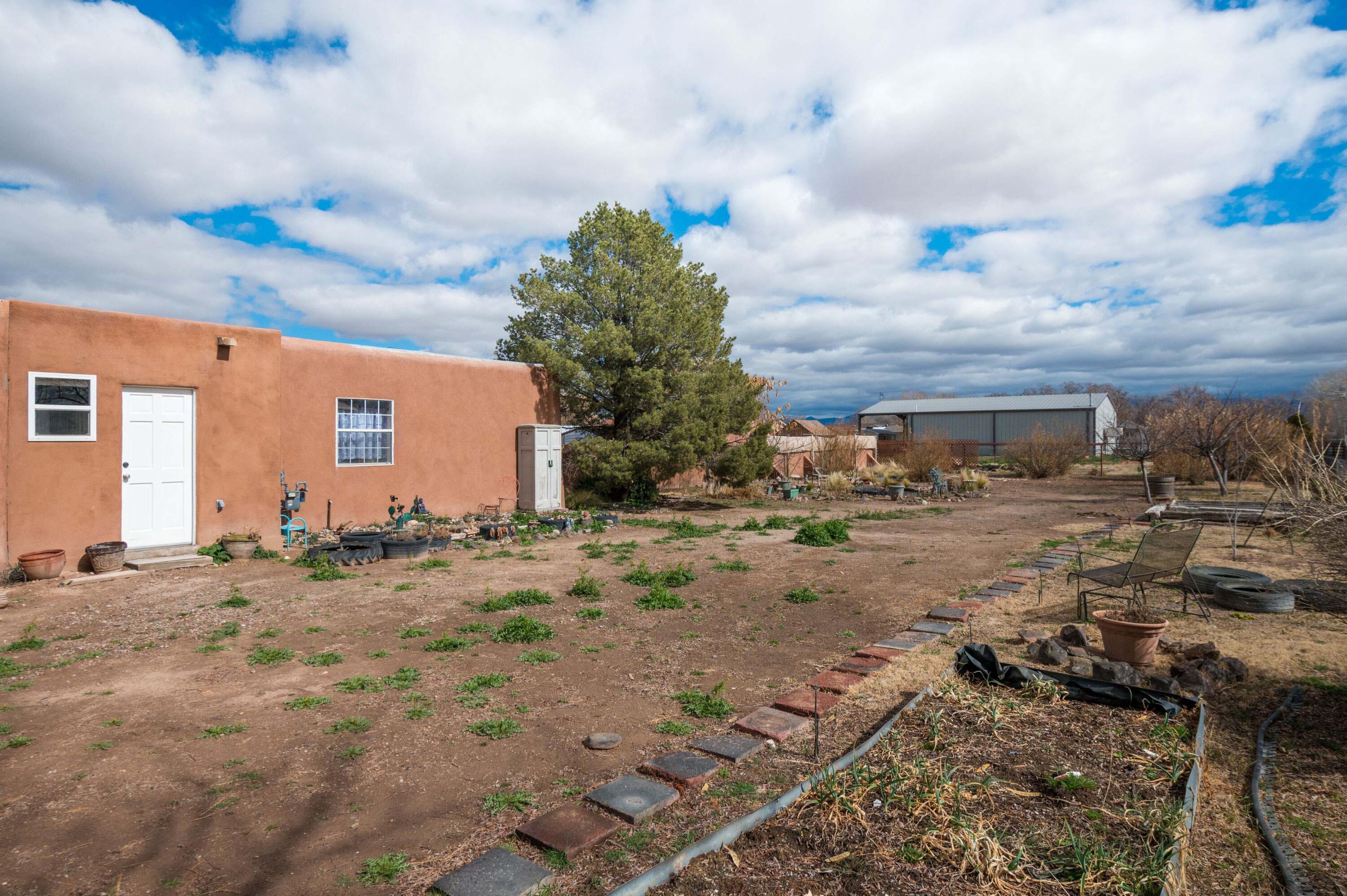 8 Vista De Las Cruces Road