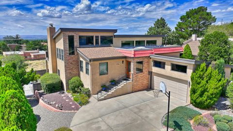 Photo of 3809 CALLE CASTANO NE, Albuquerque, NM 87111 (MLS # 1090478)