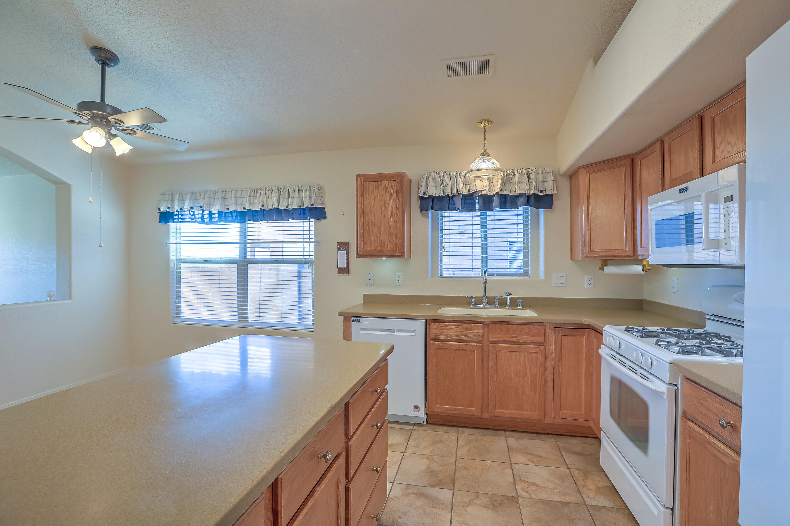 3448 Oasis Springs Road, Rio Rancho, New Mexico image 6