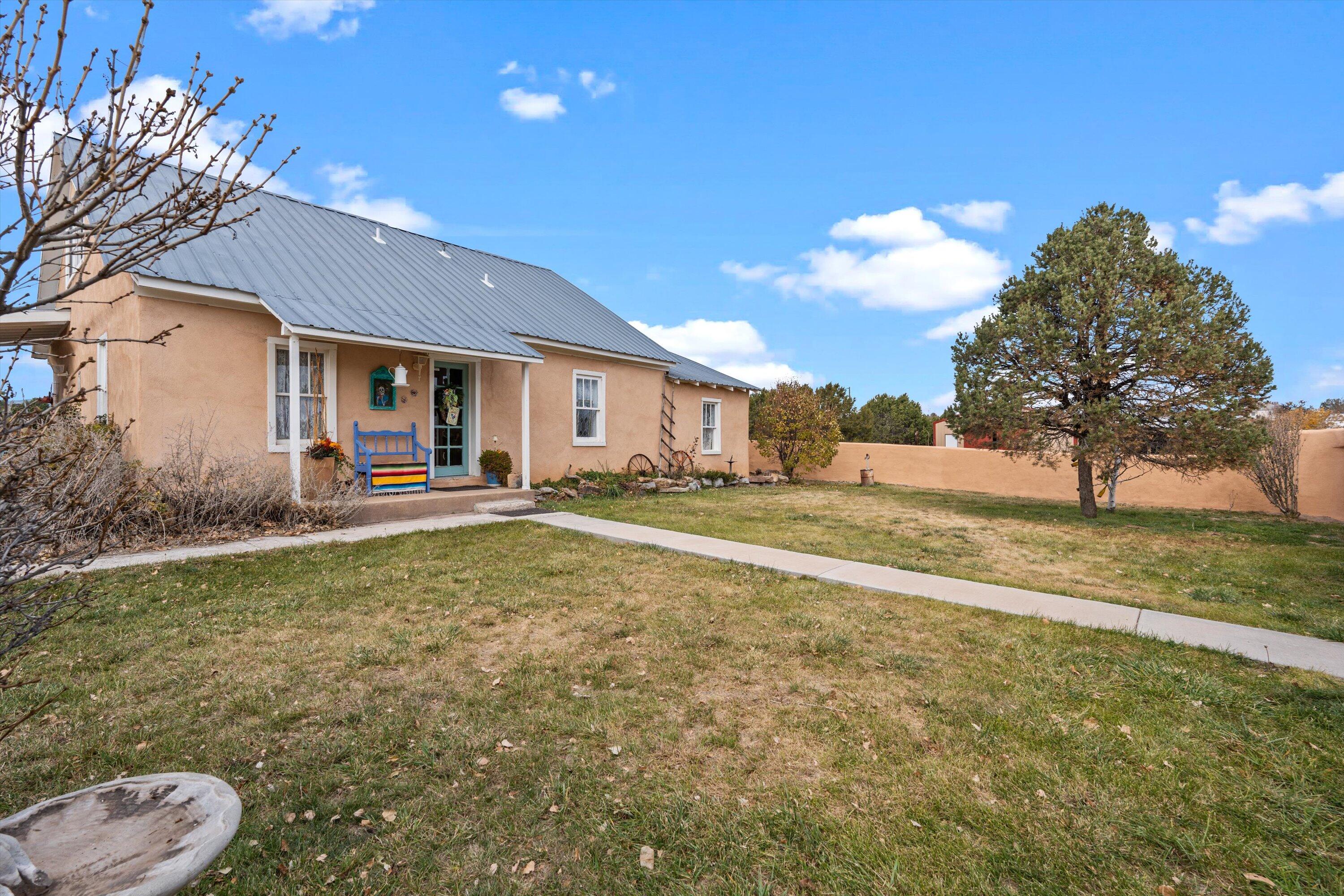 6 El Torreon Road, Torreon, New Mexico image 8