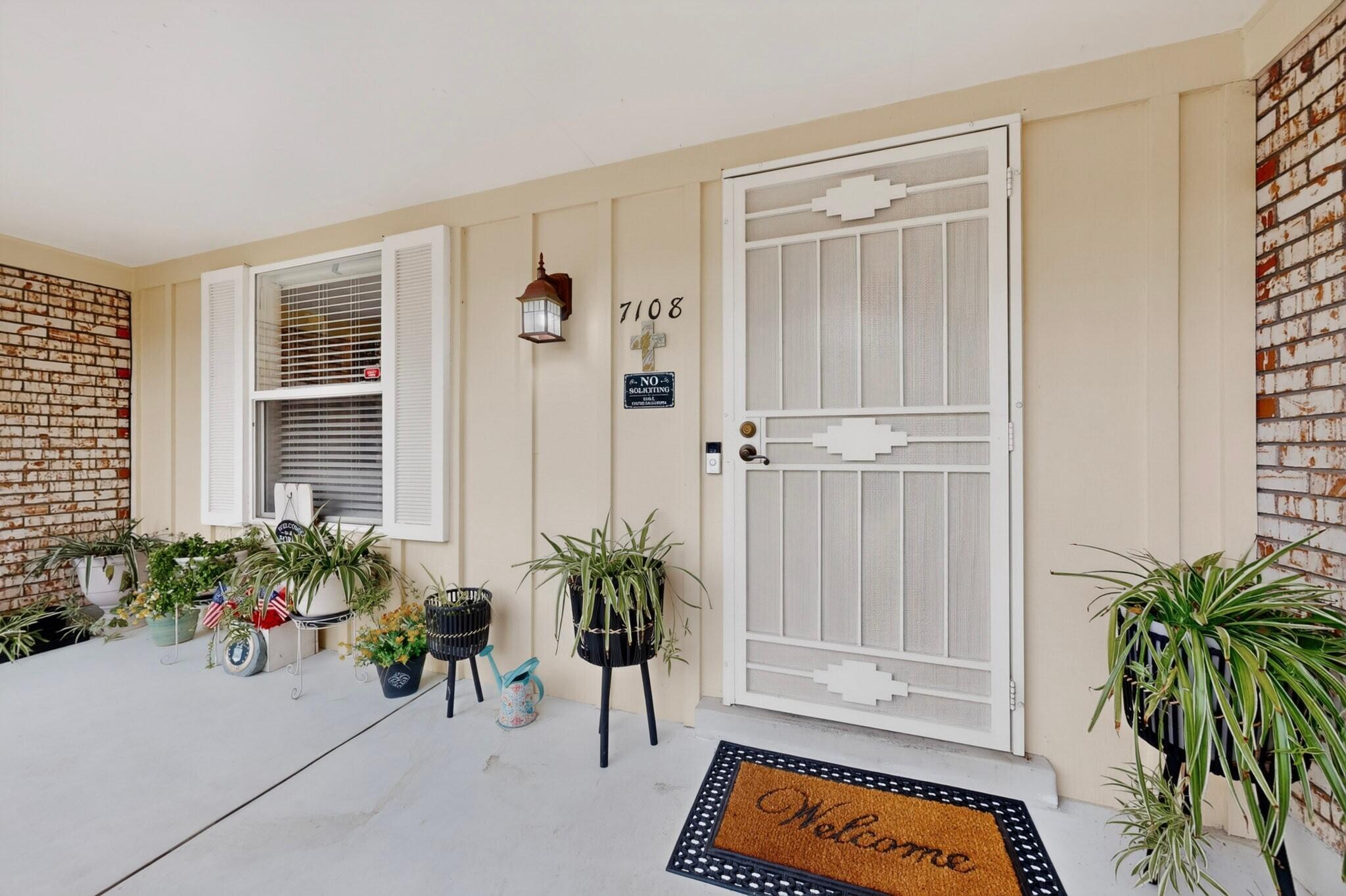 7108 Vista Del Arroyo Avenue NE