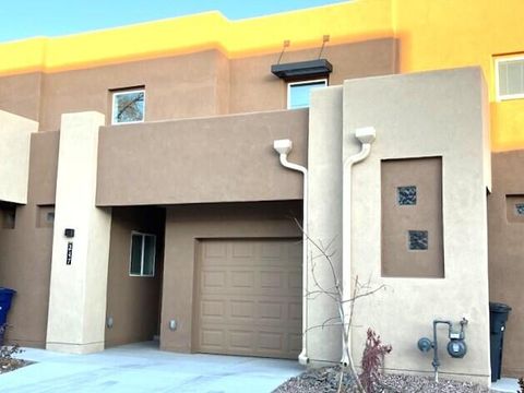 Photo of 247 SAN CLEMENTE Avenue NW, Albuquerque, NM 87107 (MLS # 1077566) Photo of 247 SAN CLEMENTE Avenue NW, Albuquerque, NM 87107 (MLS # 1077566)