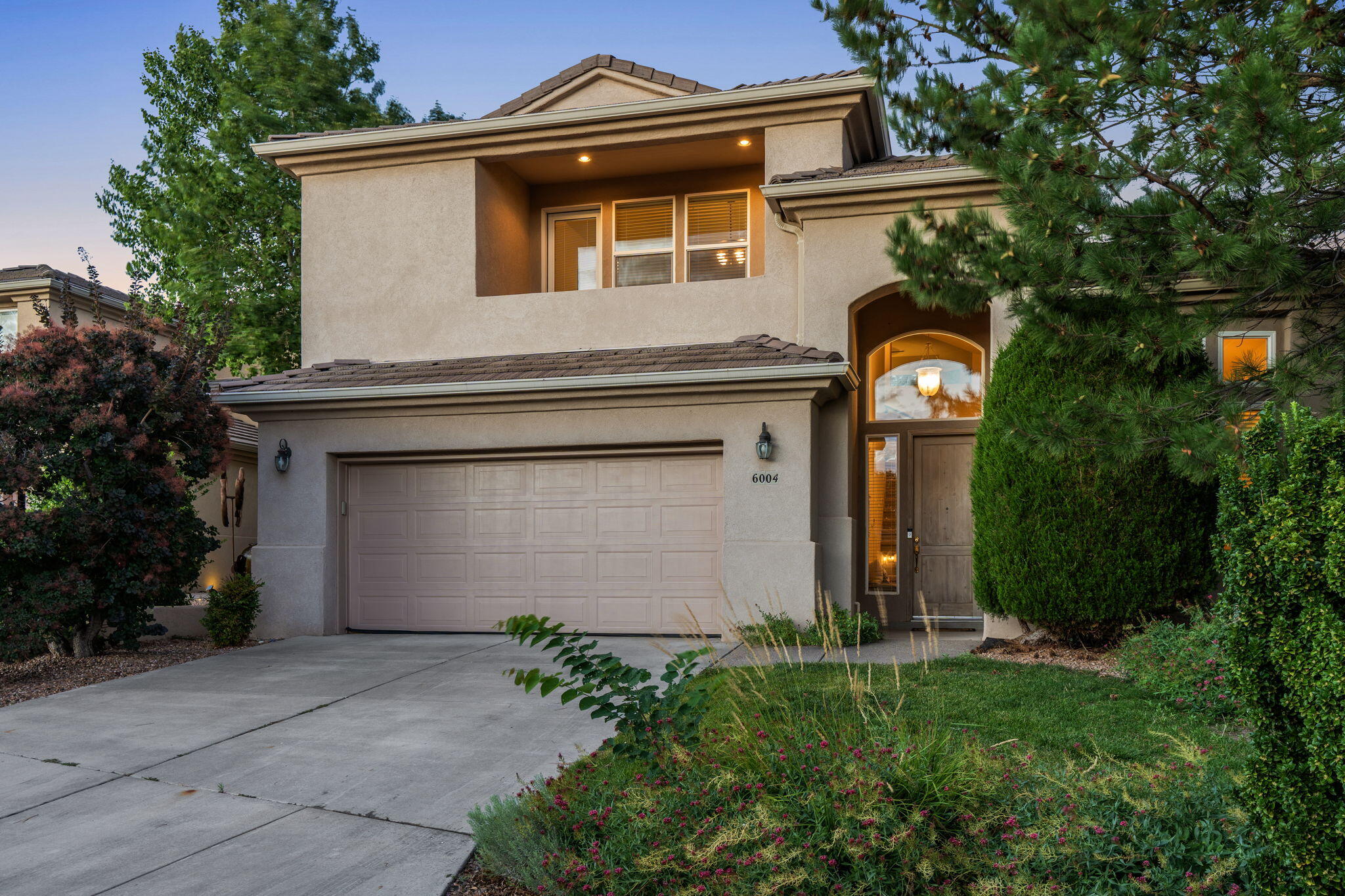 6004 Wildflower Trail NE