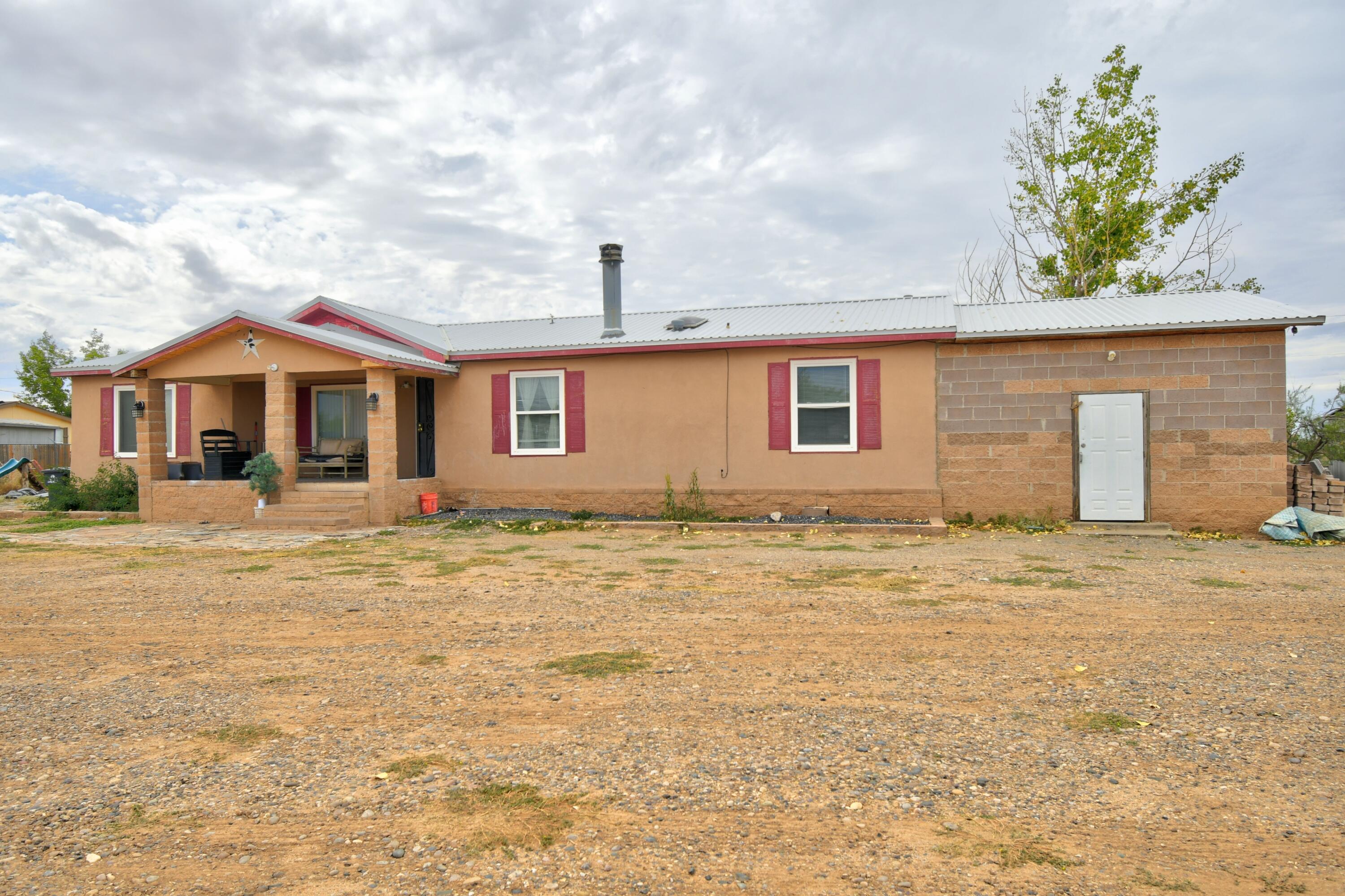 11 San Miguel Avenue, Los Lunas, New Mexico image 1