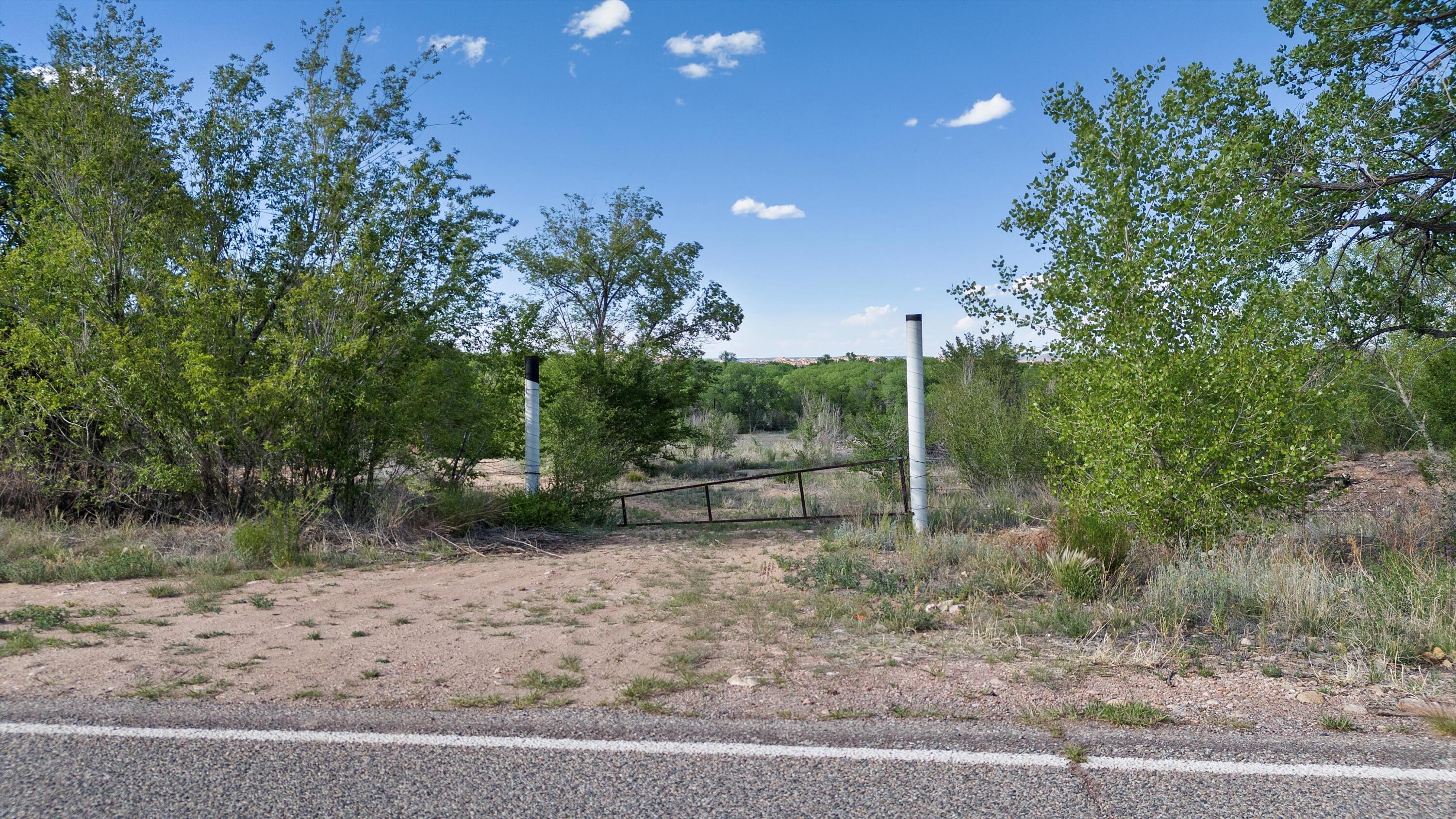 105 Camino Del Rincon, Santa Fe, New Mexico image 1