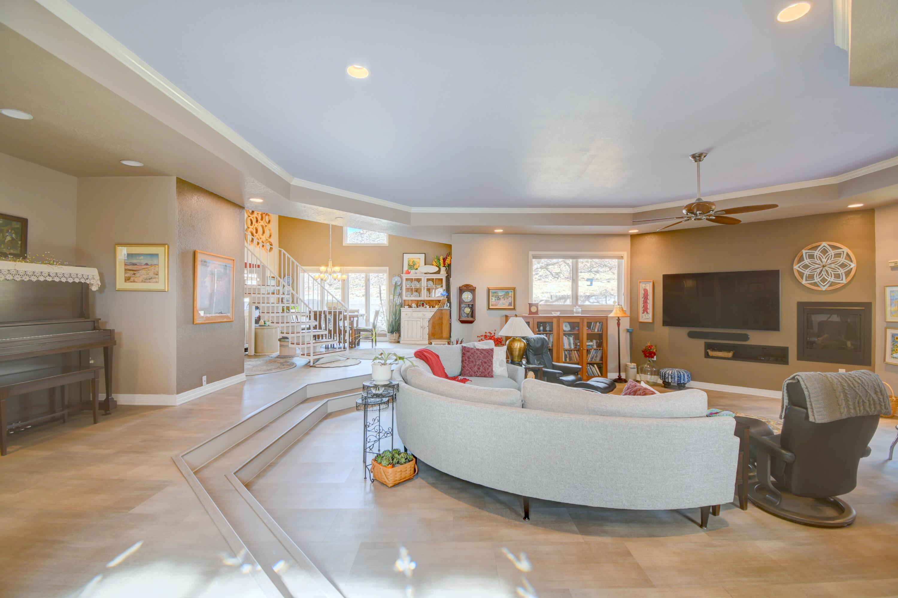 1808 Archuleta Drive NE