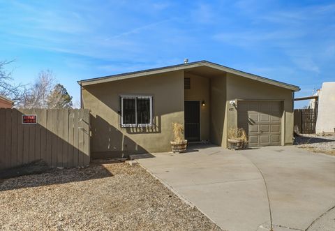 Photo of 617 Turquoise Court NE, Albuquerque, NM 87123 (MLS # 1097577)