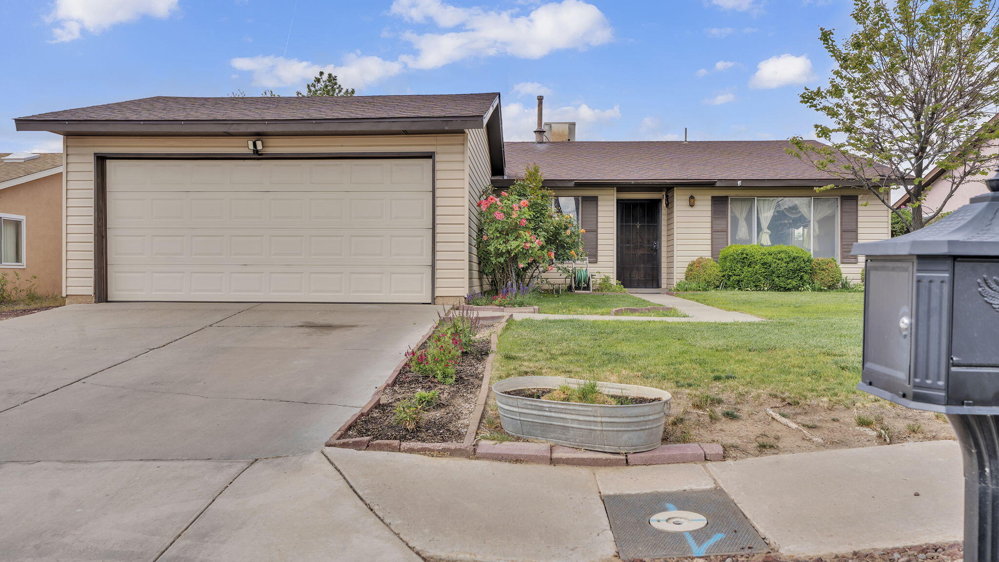 5625 Chimayo Drive NW