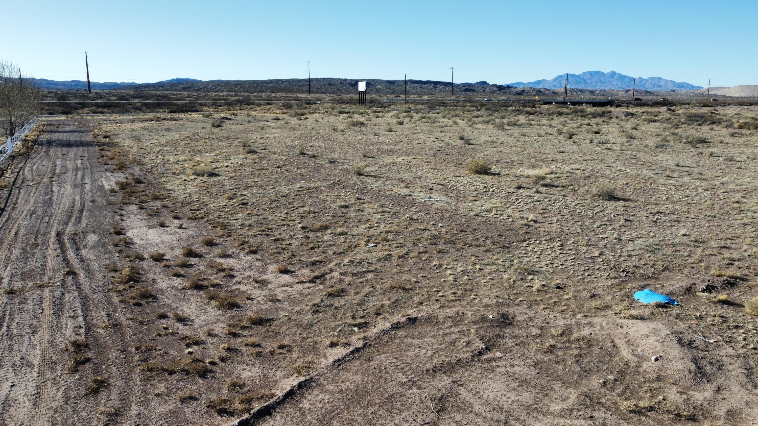 E Frontage Tract B1 Road