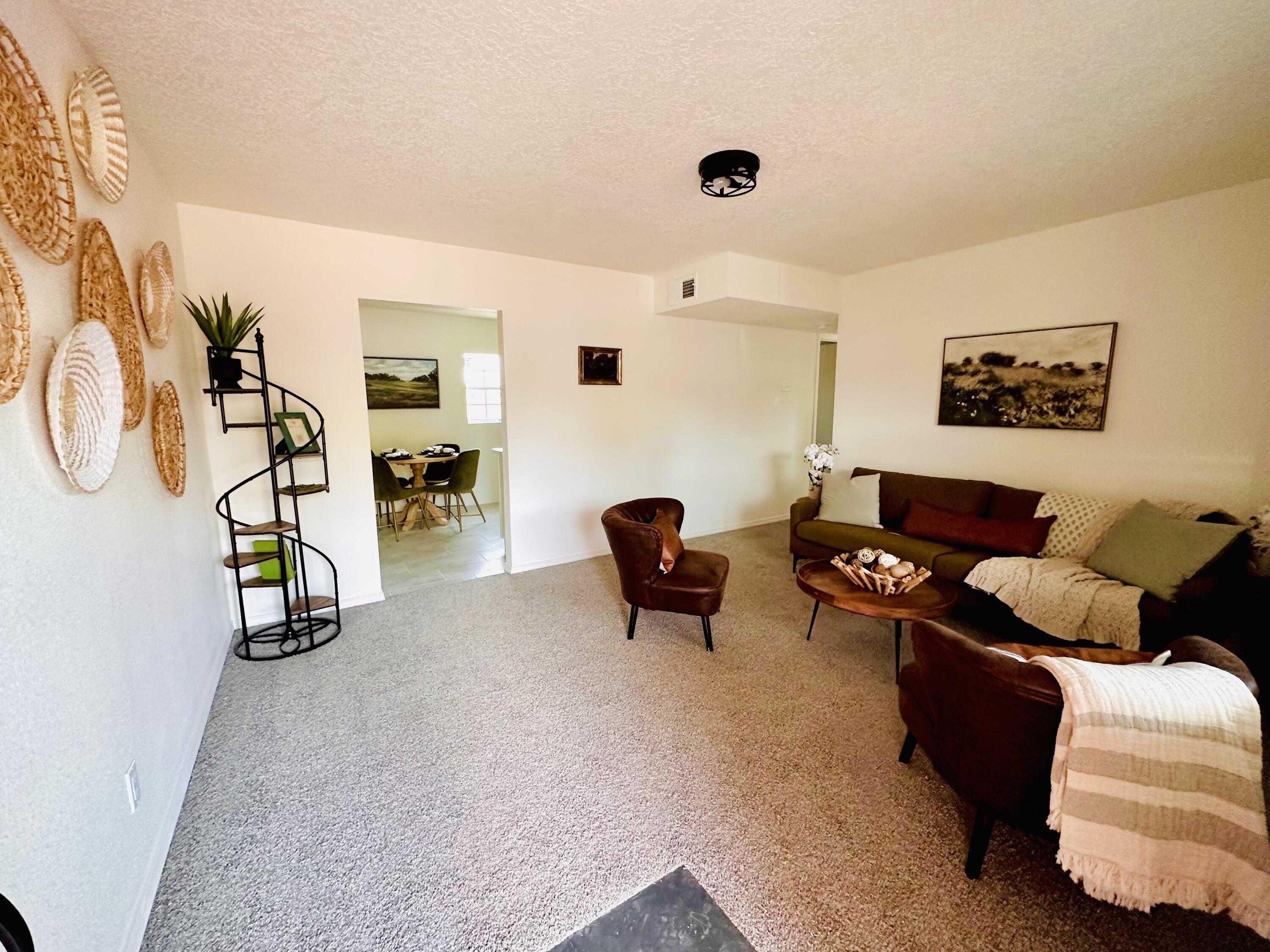 844 Delamar Avenue, Albuquerque, New Mexico image 2