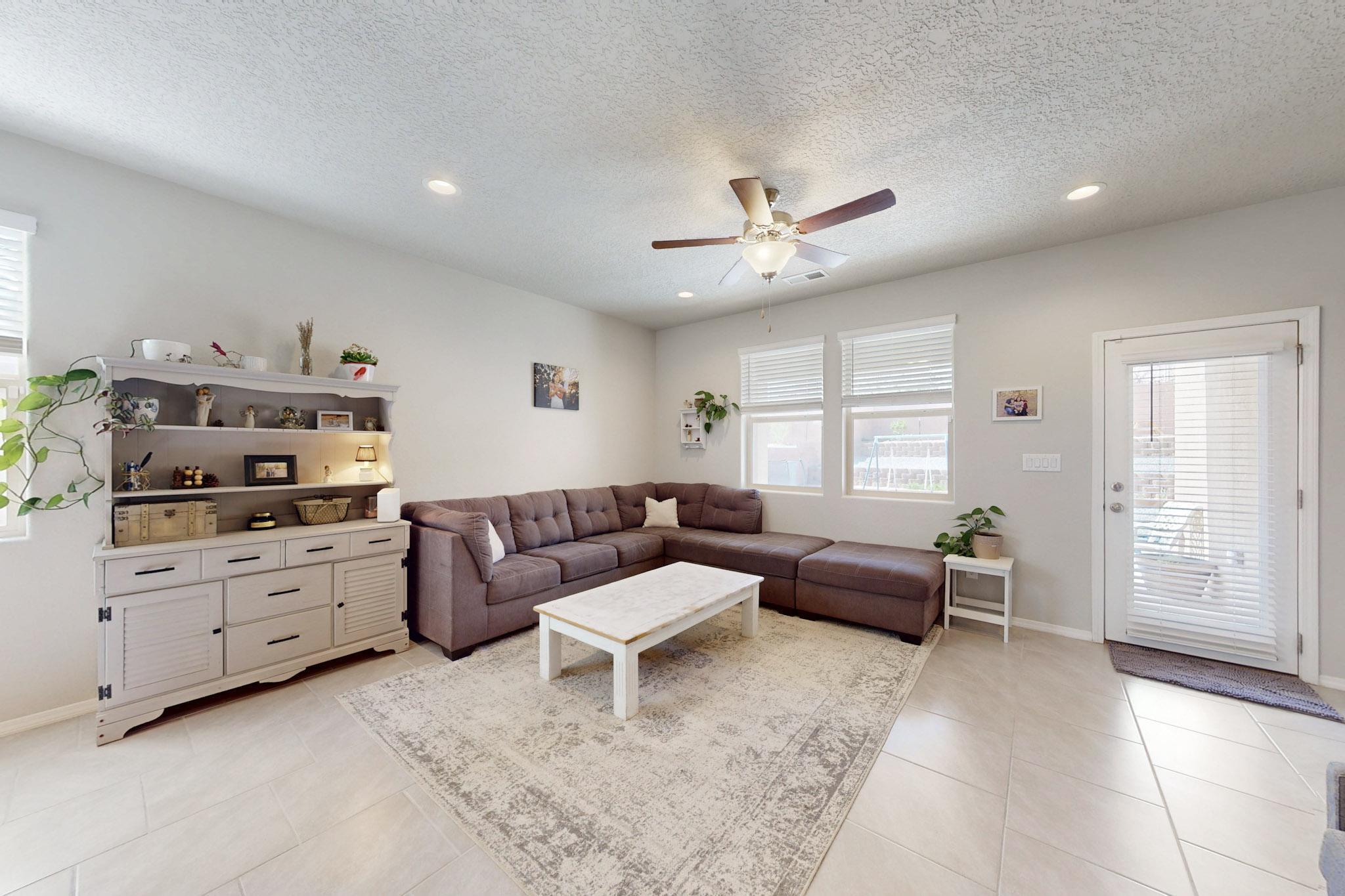 1854 Valle Vista Road, Los Lunas, New Mexico image 10