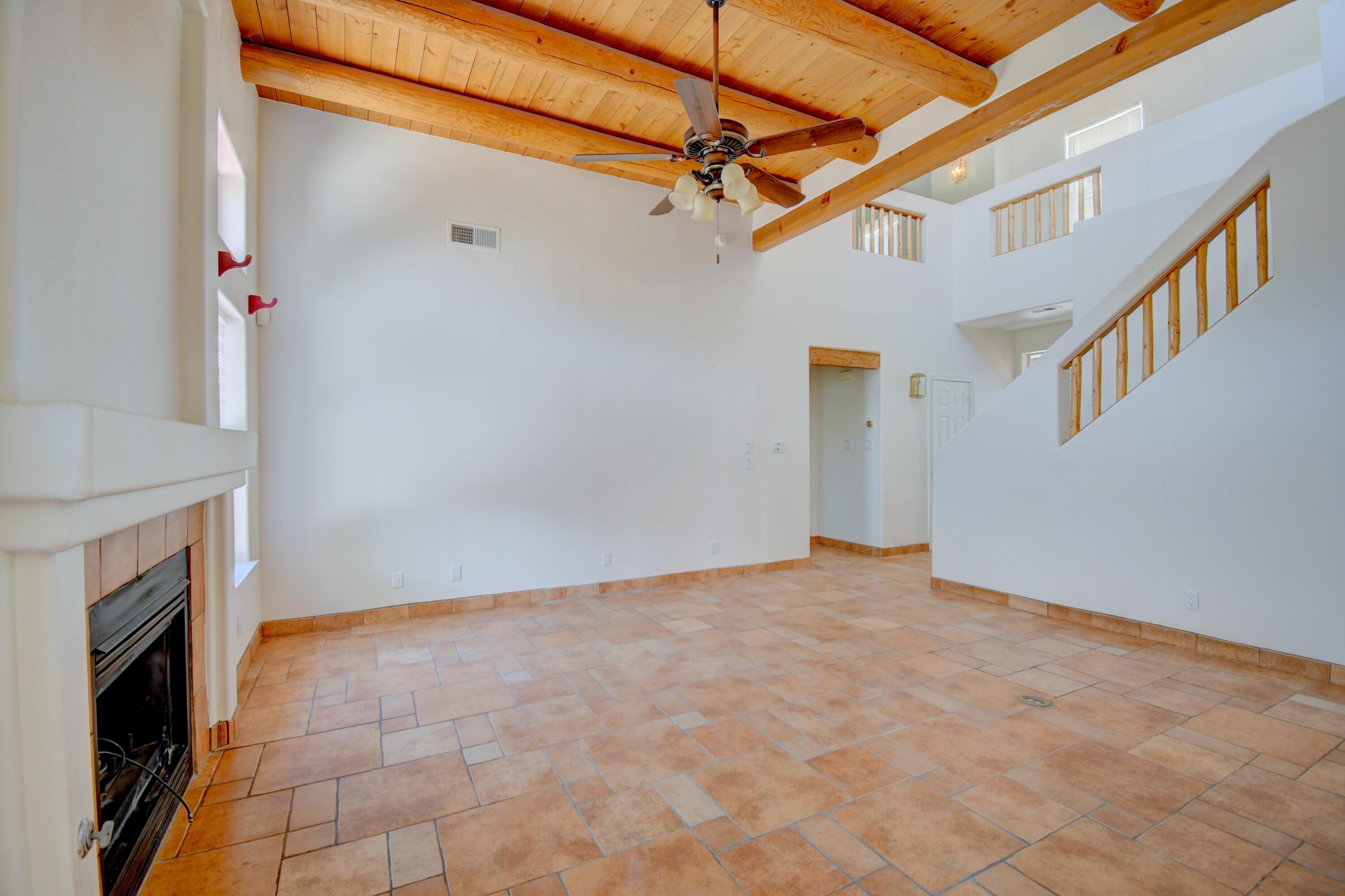 8416 RANCHO COLINA NW